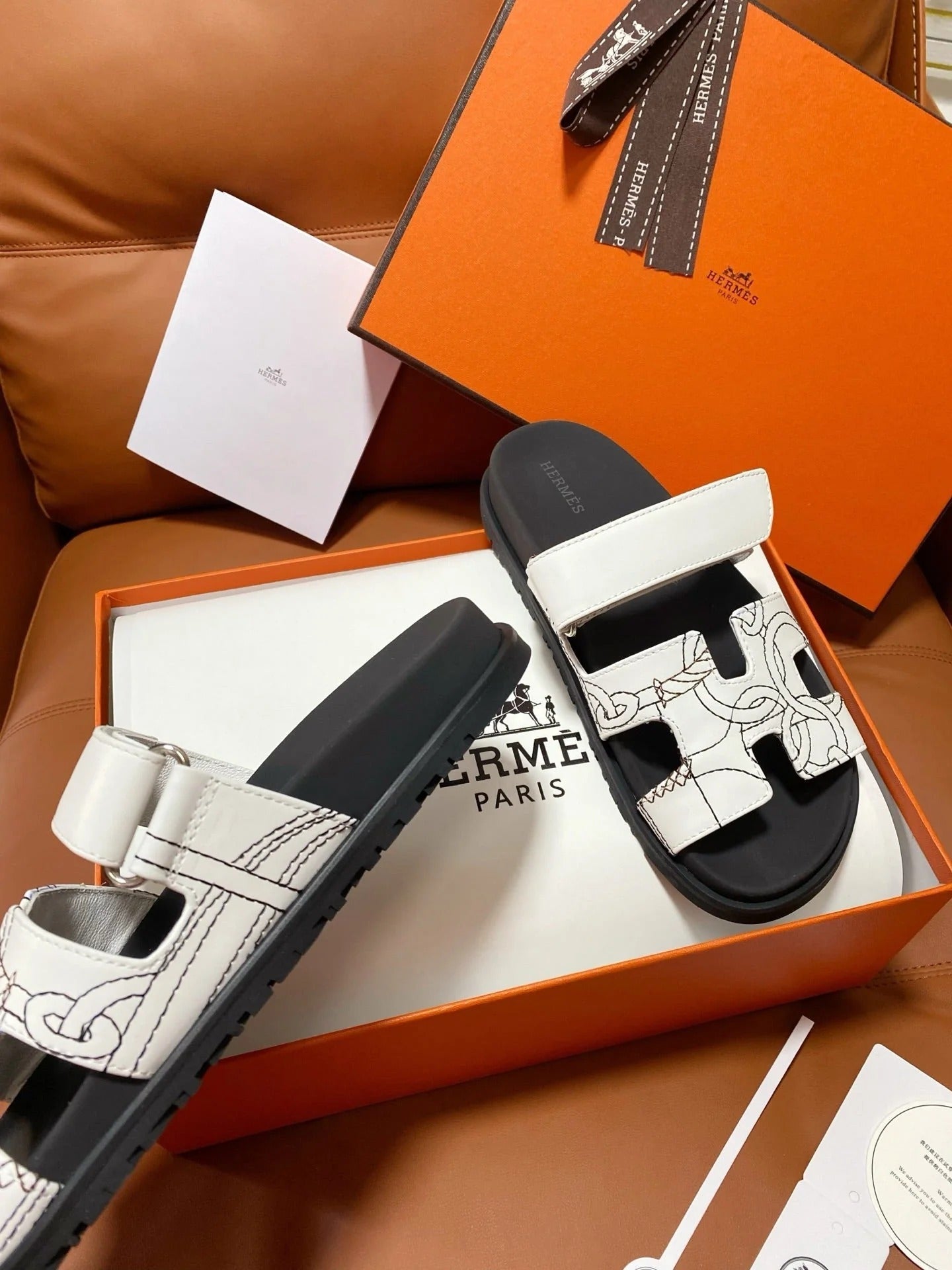 Hermes 2026 Chypre Sandal Cowhide 928494
