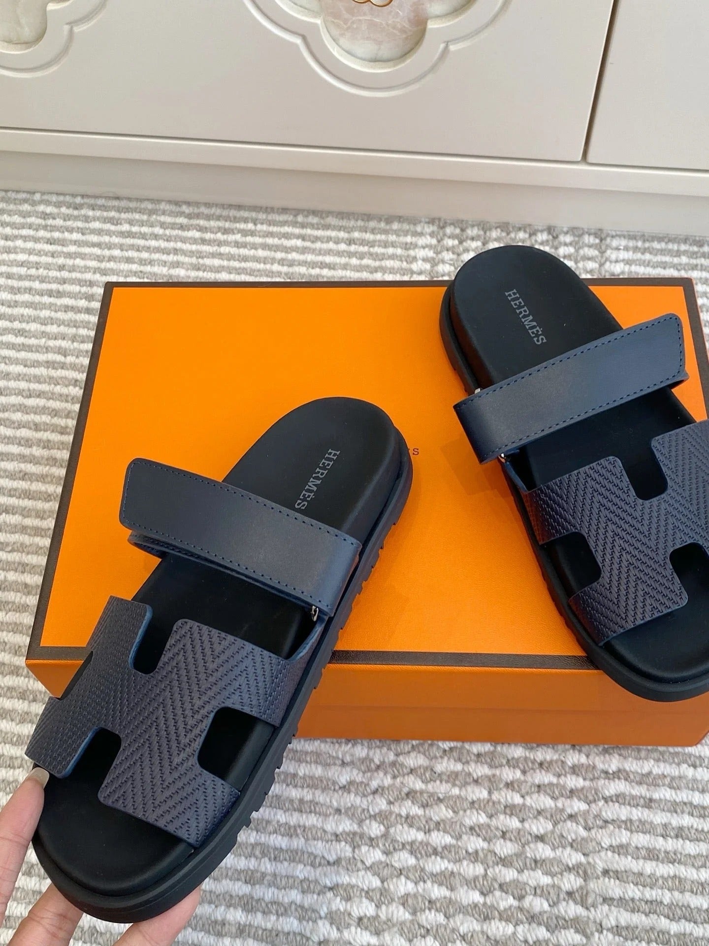 Hermes 2026 Chypre Sandal Leather 647814