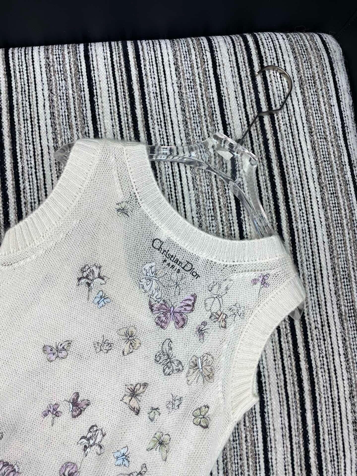 DIOR 25S SLEEVELESS TOP 626