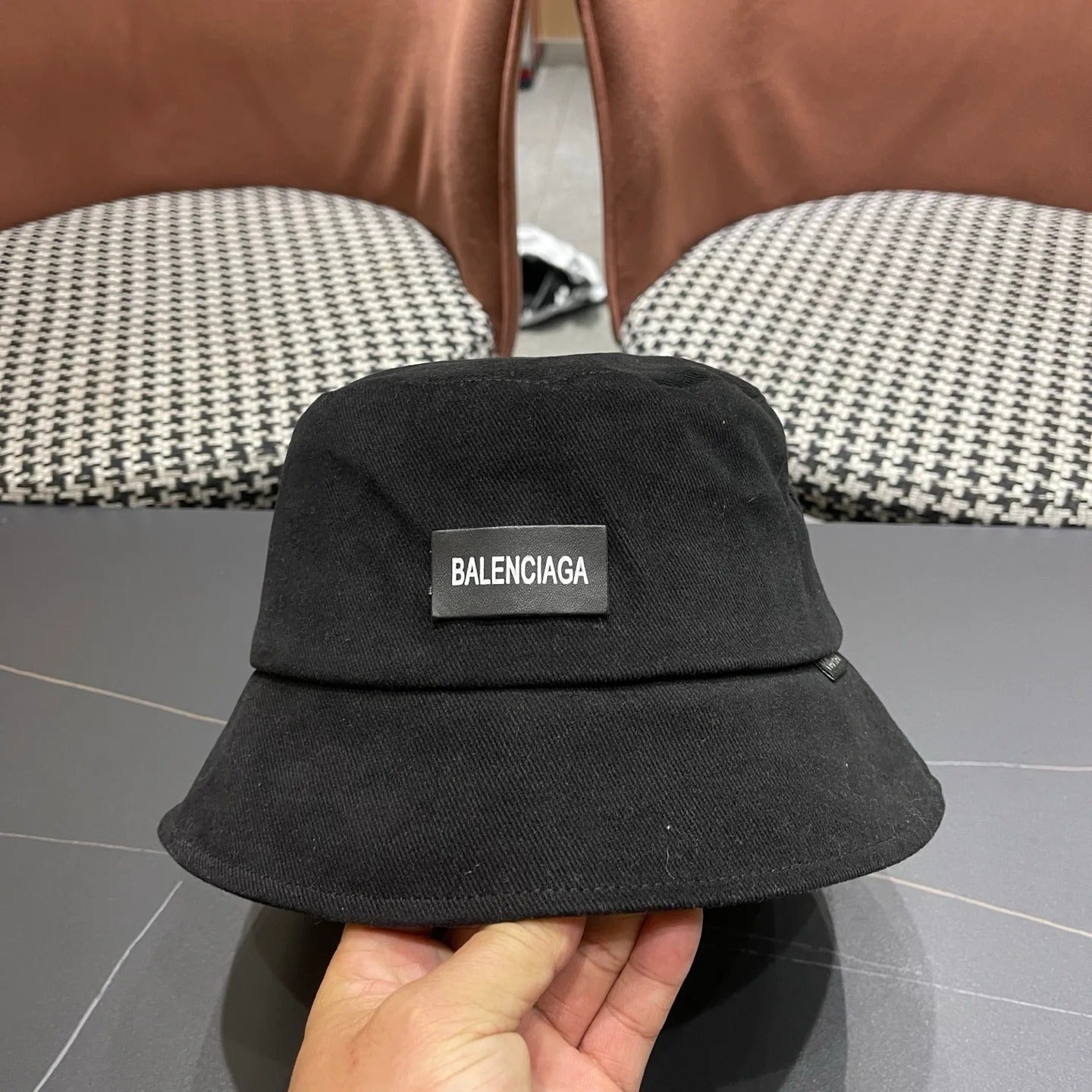 Balenciaga Bucket Hat 221093