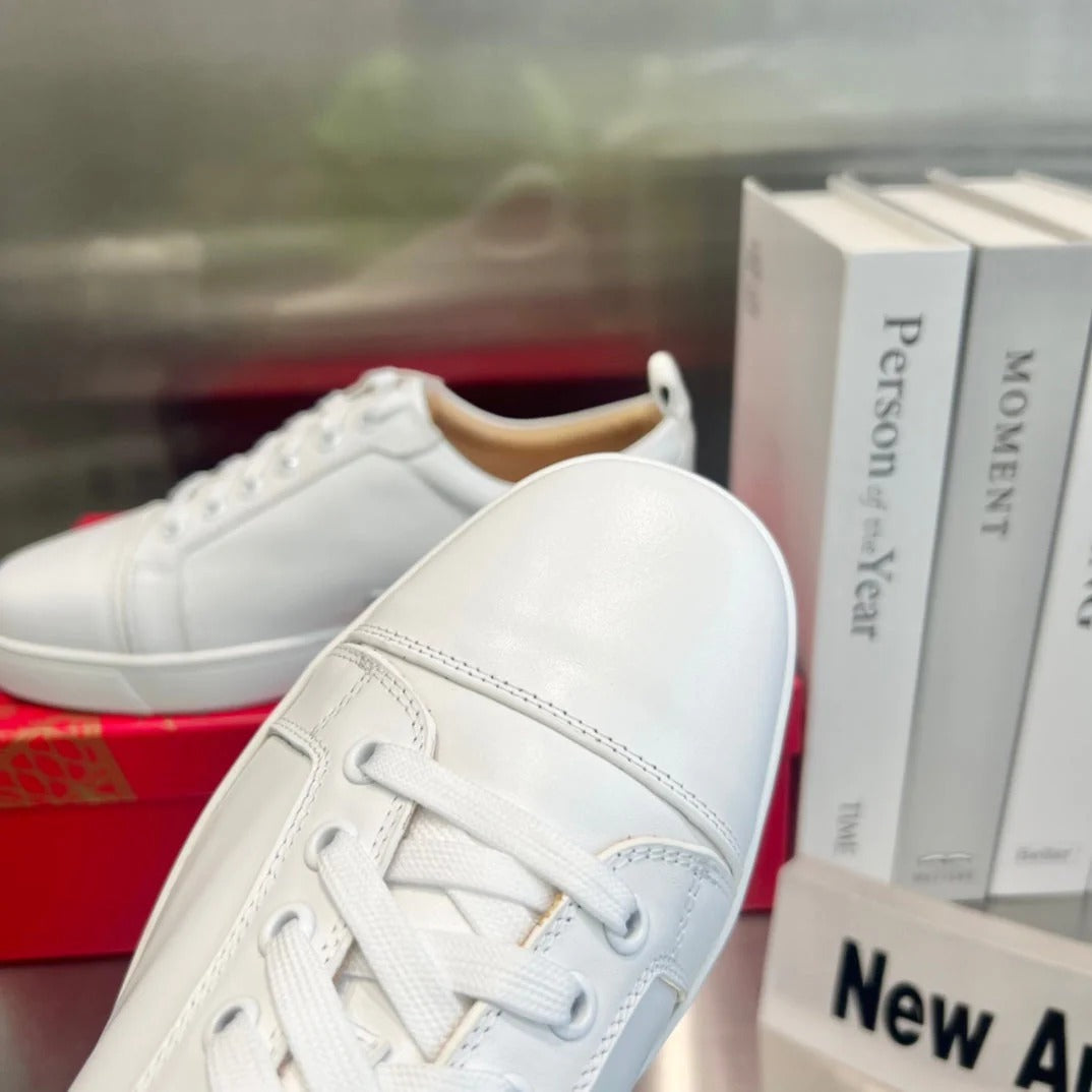 CL 2026 Sneaker White Cowhide 686371