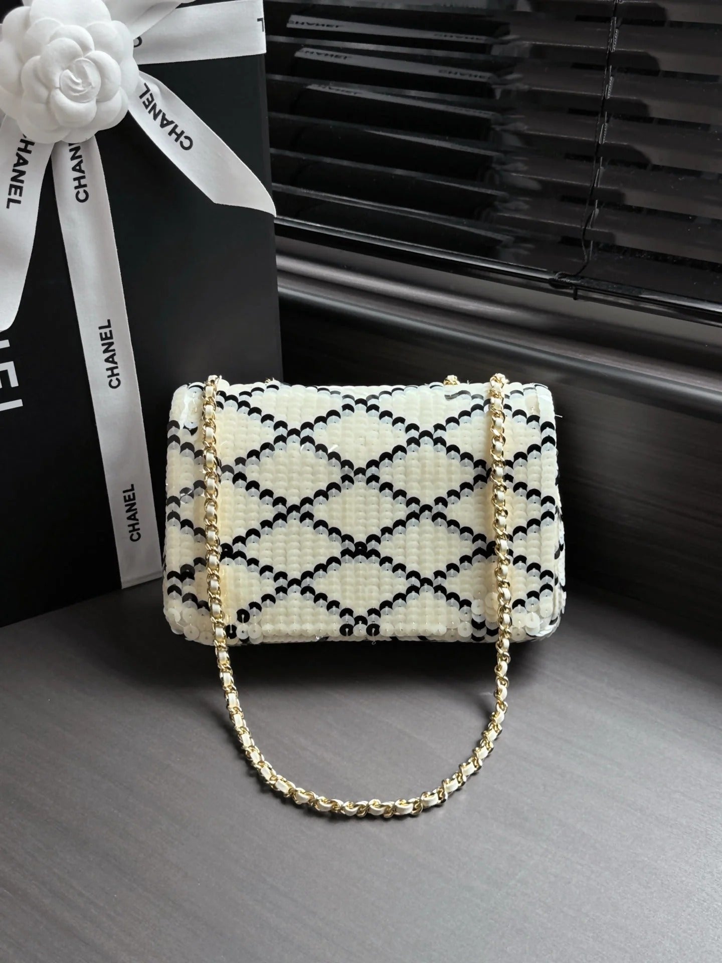 Chanel 2026 Sparkling Sequined Bag 21cm Leather