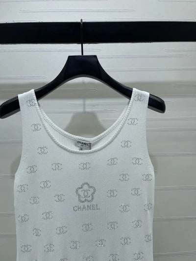 Chanel 2026 Heavy-duty Rhinestone Knit Vest Wool Cashmere Tencel 375038