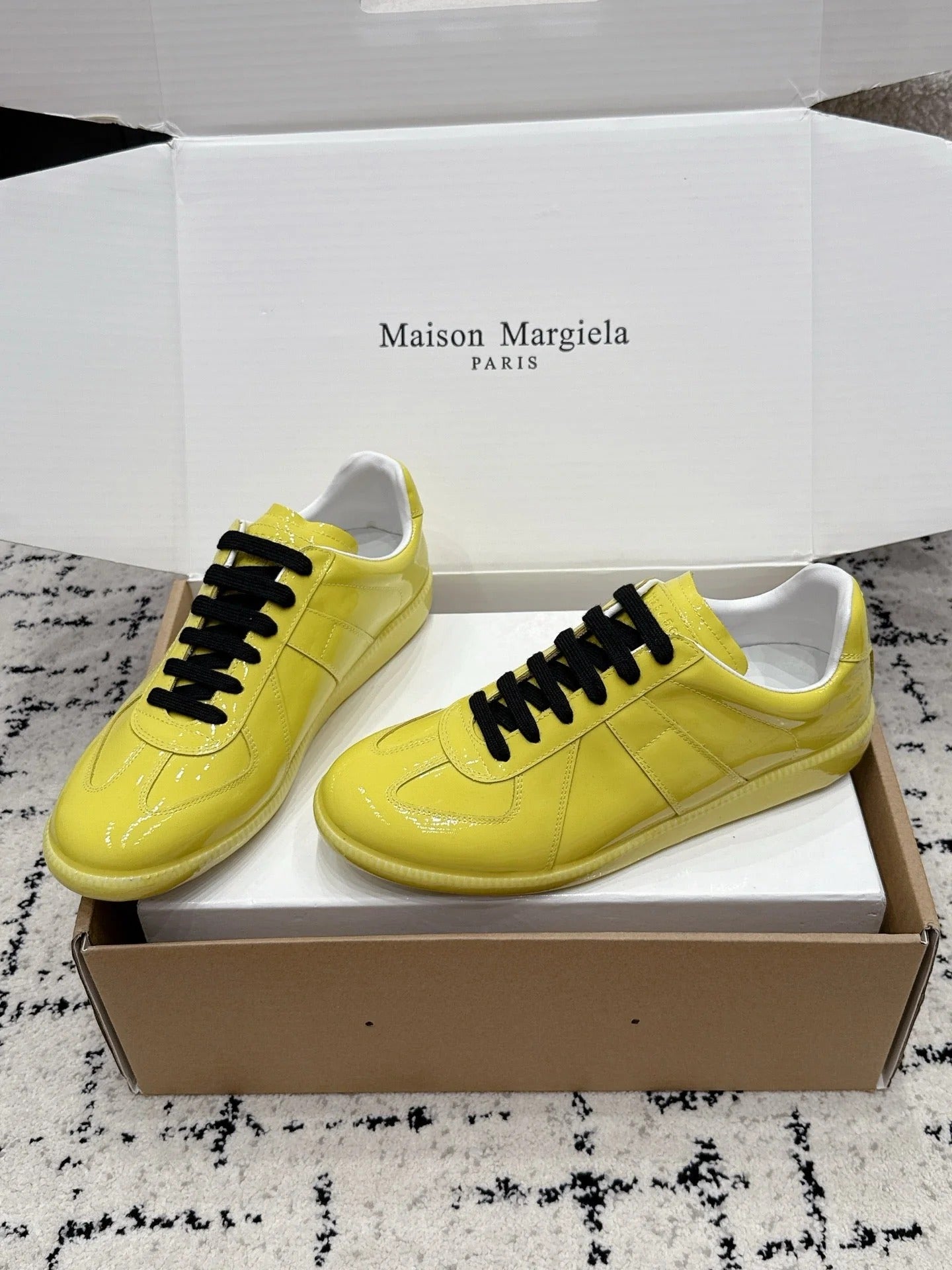 Maison Margiela 2026 Replica Sneaker Glossy Leather 923262