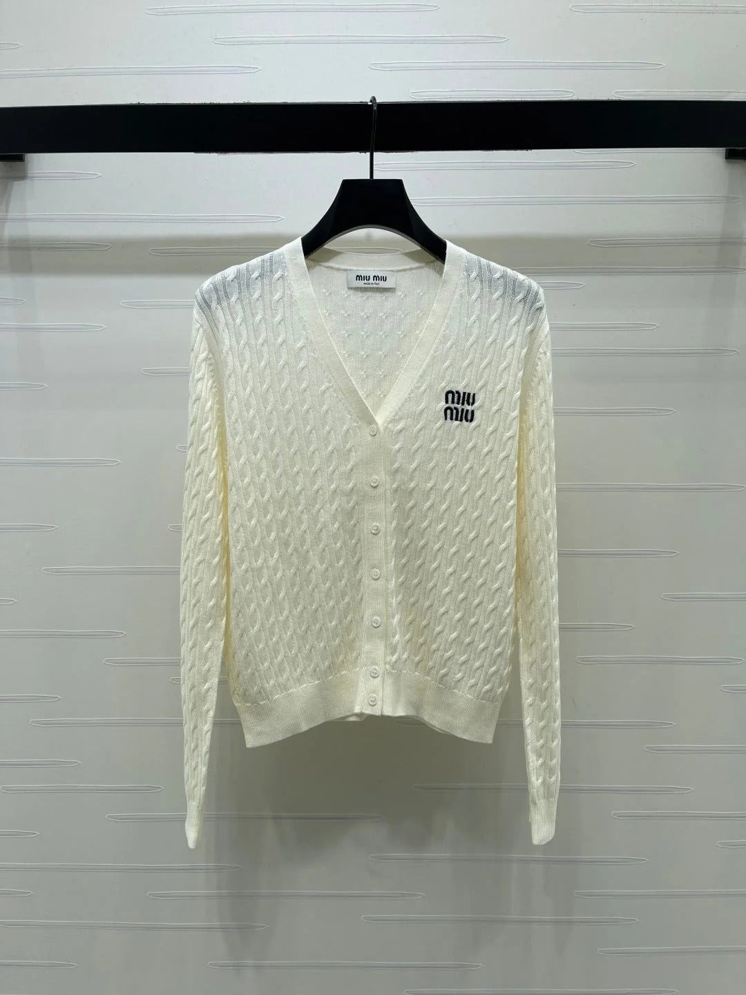 Miumiu 2026 Knit V-neck Long-Sleeve Cardigan Wool 417676