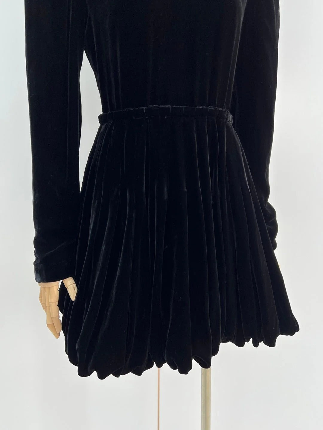 DIOR 25S VELVET DRESS 683
