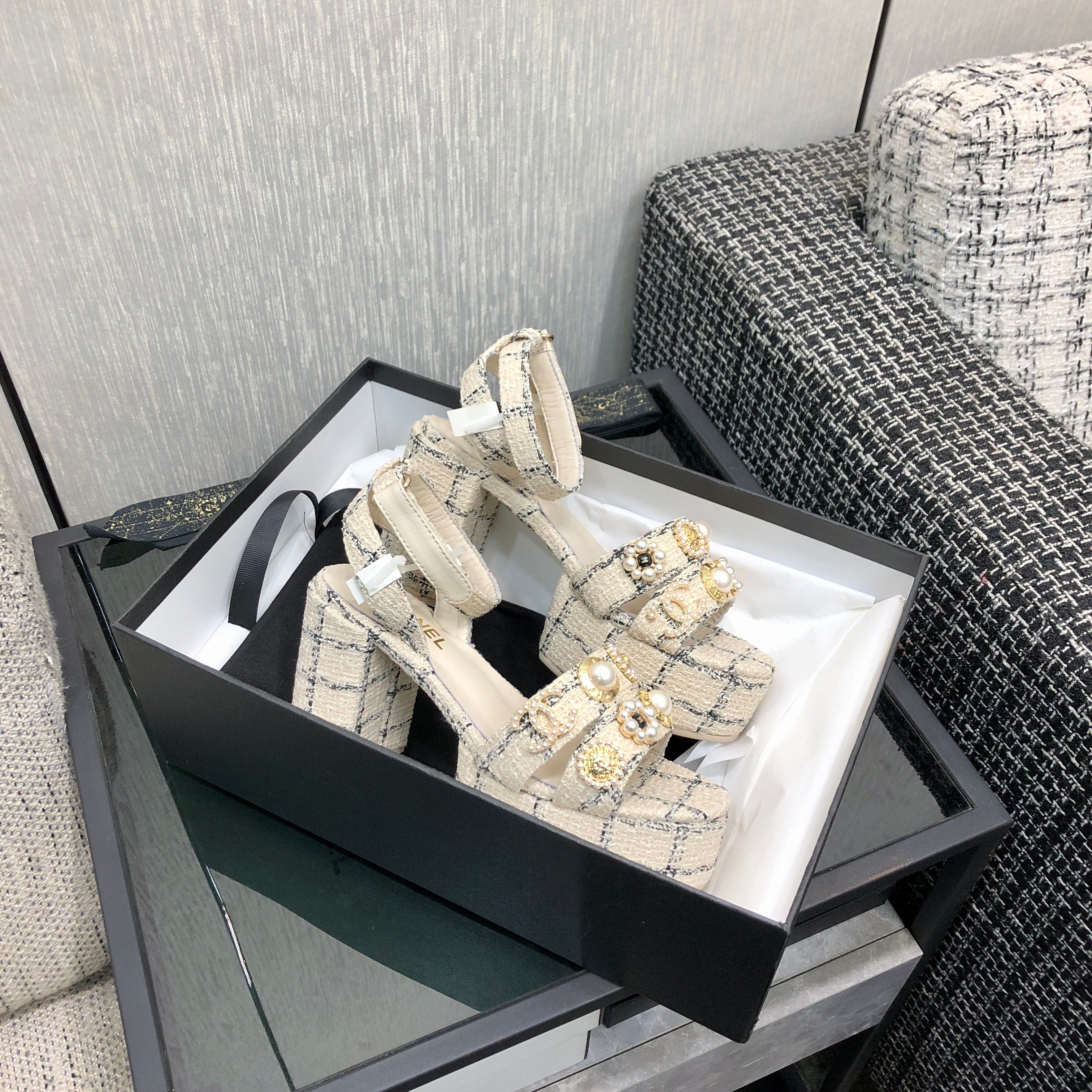 CC SS25 Sandals Tweed & Metal Beige & Black 602478