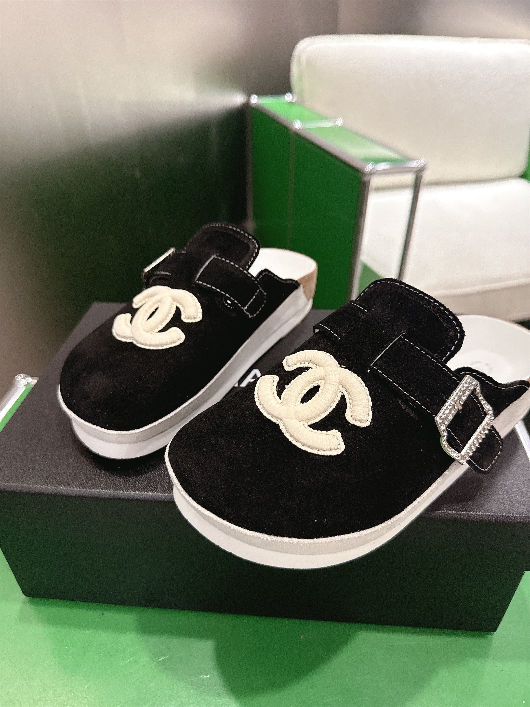 CC Logo Slip-On Mules Black Suede 960365