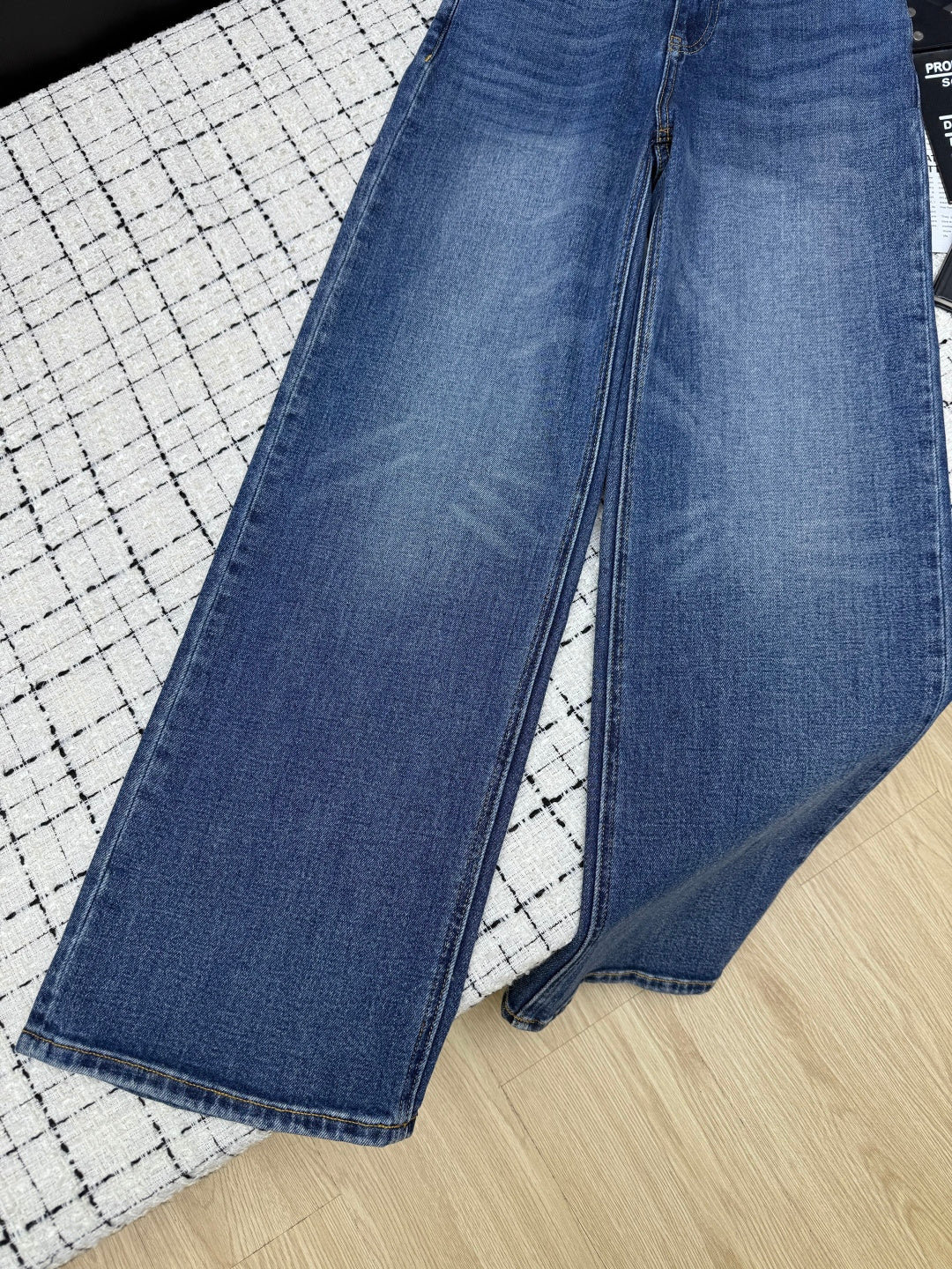 CD Flared Jeans Embroidered Logo Applique 404868