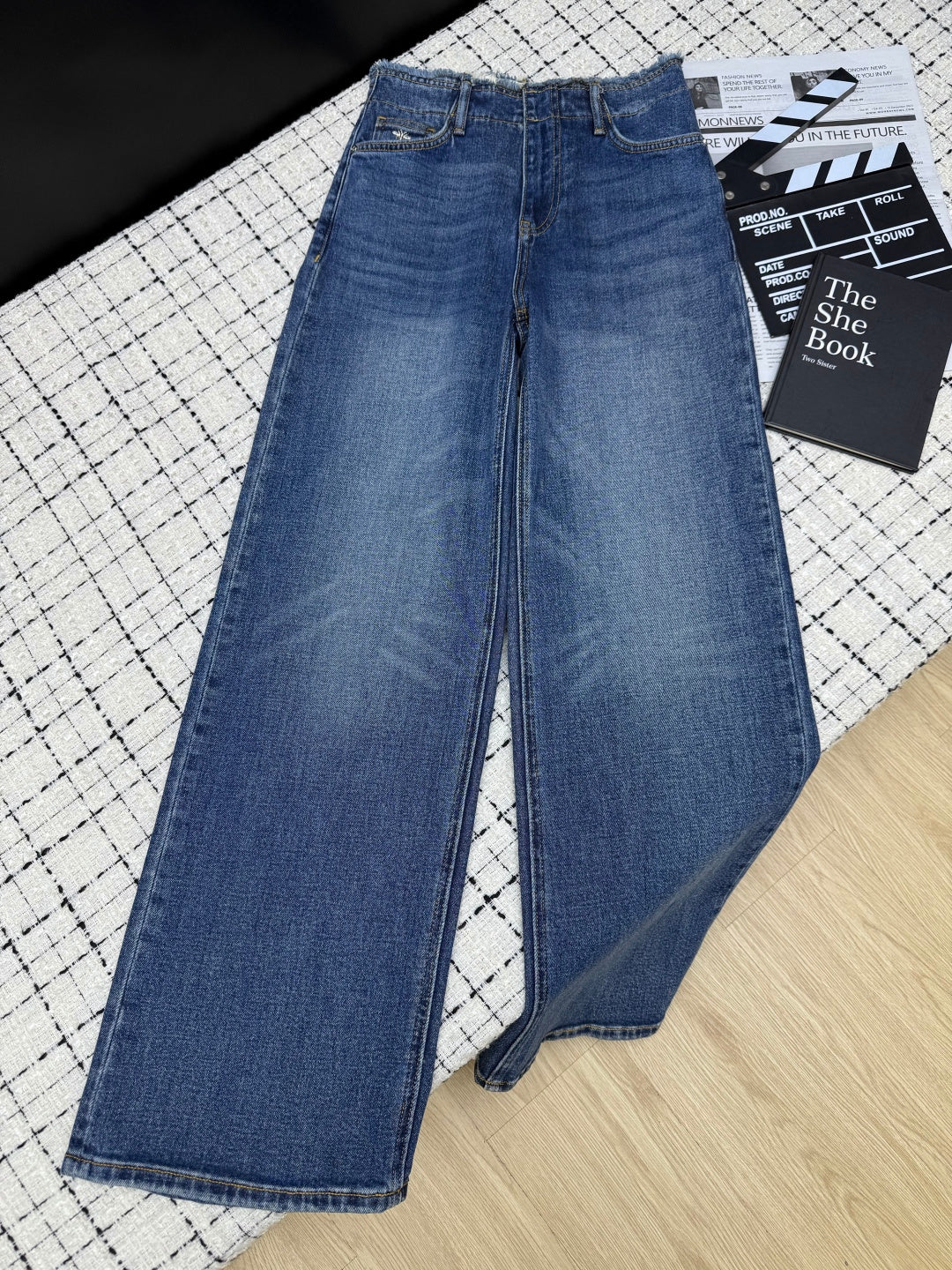 CD Flared Jeans Embroidered Logo Applique 404868