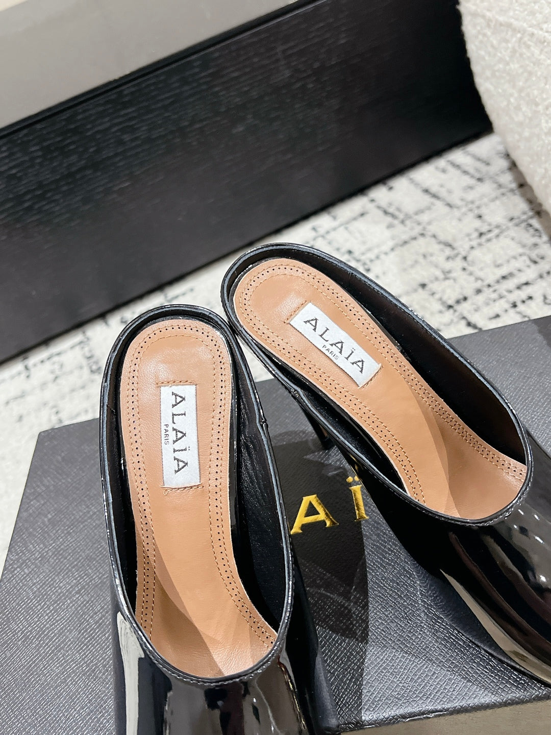 Alaia 25 Spike High Heel Mules Glossy Black Lampskin 293184
