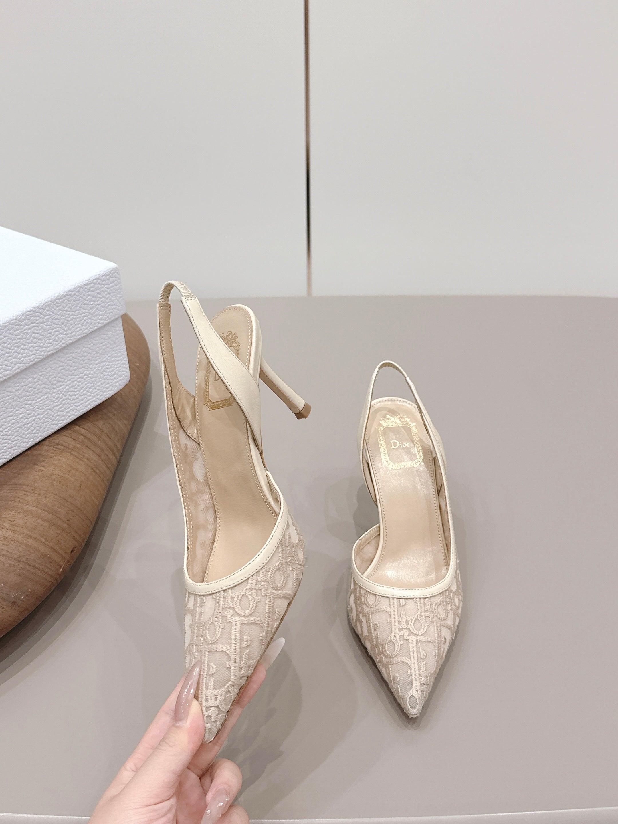 CD 26s Adiorable Slingback Pumps 8cm Beige Mesh Sheepskin
