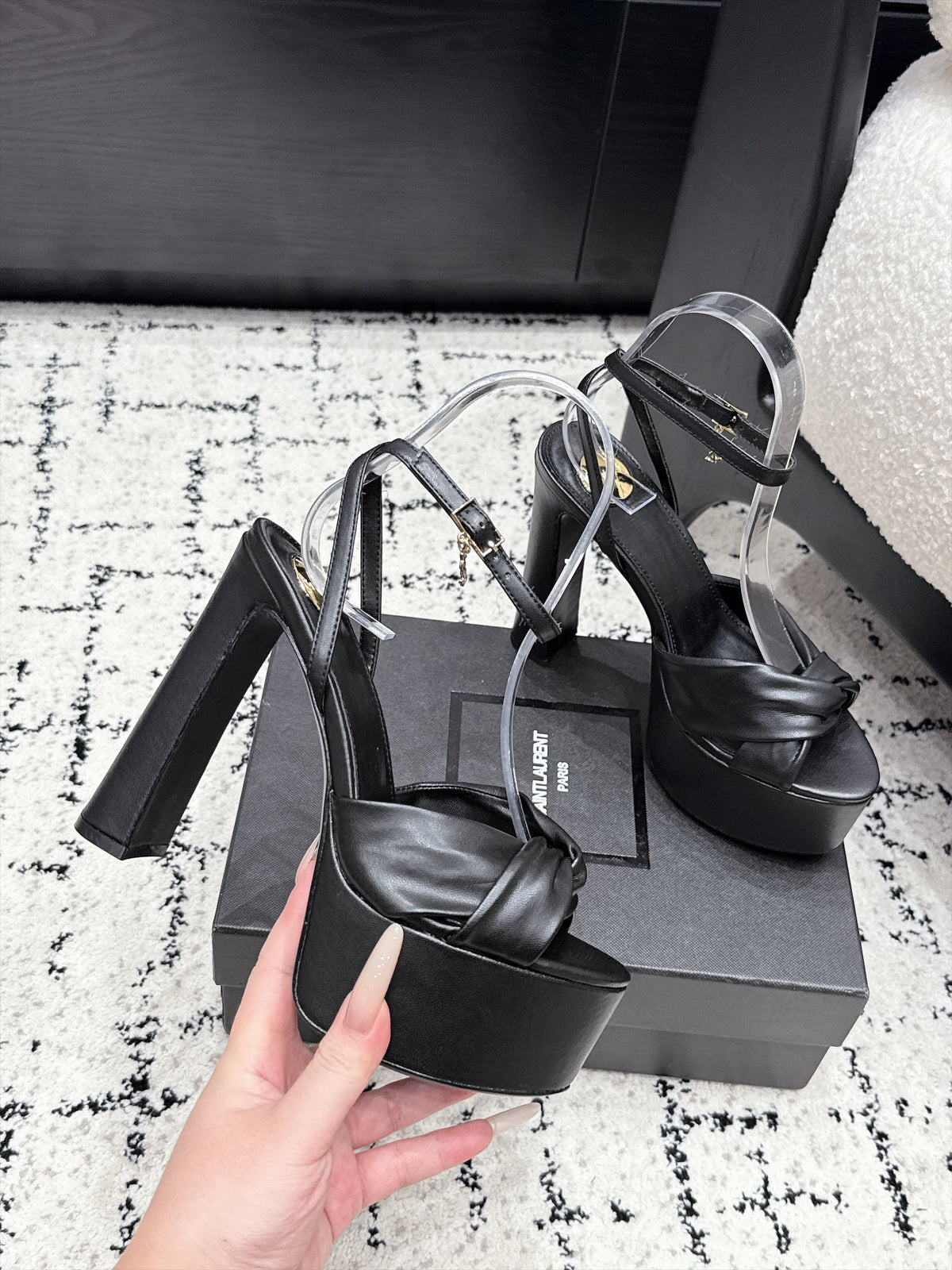 YSL 26s Bianca Platform Sandals 13.5cm Black Leather 121377