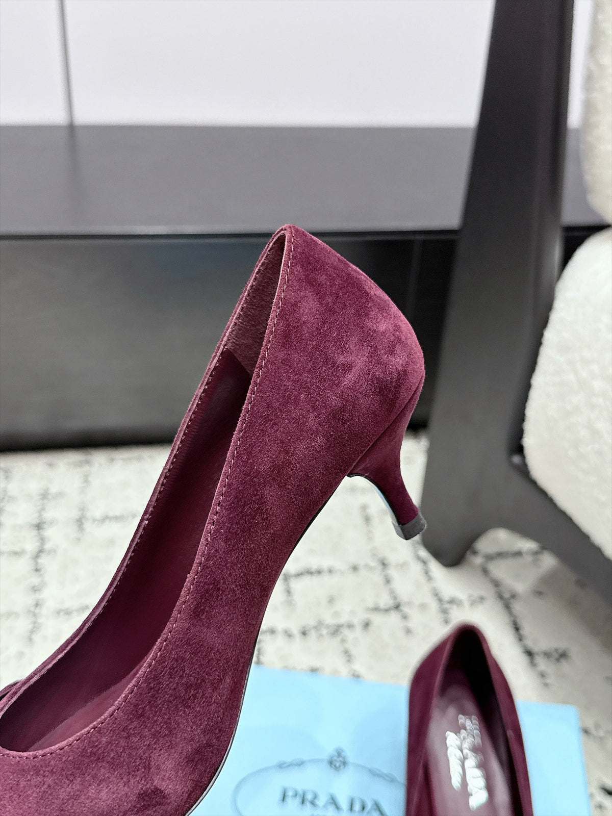 Prada Floral Detail Pumps 5.5cm Burgundy Suede 120980