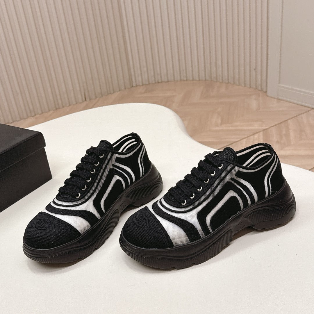 CC 26s Sneaker Black Mesh Fiber 612015