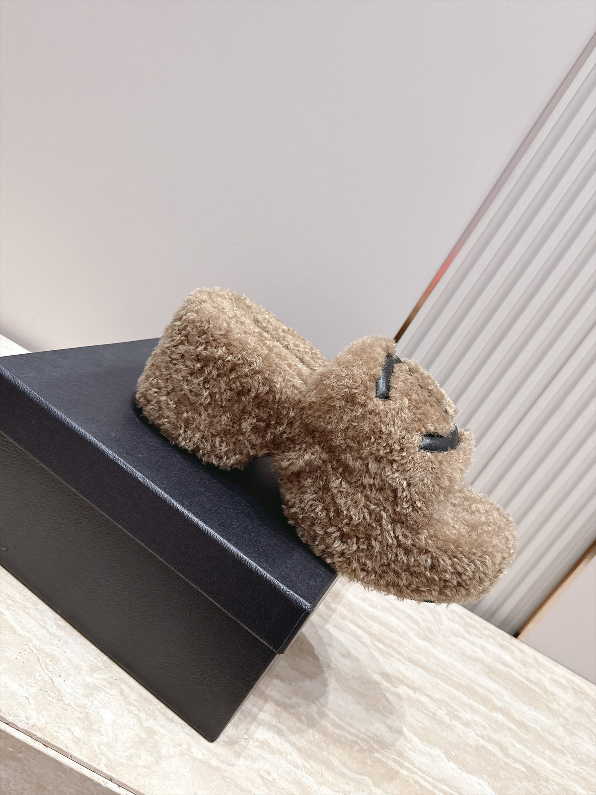 CC 26s Shearling Platform Slides Brown Black 121572