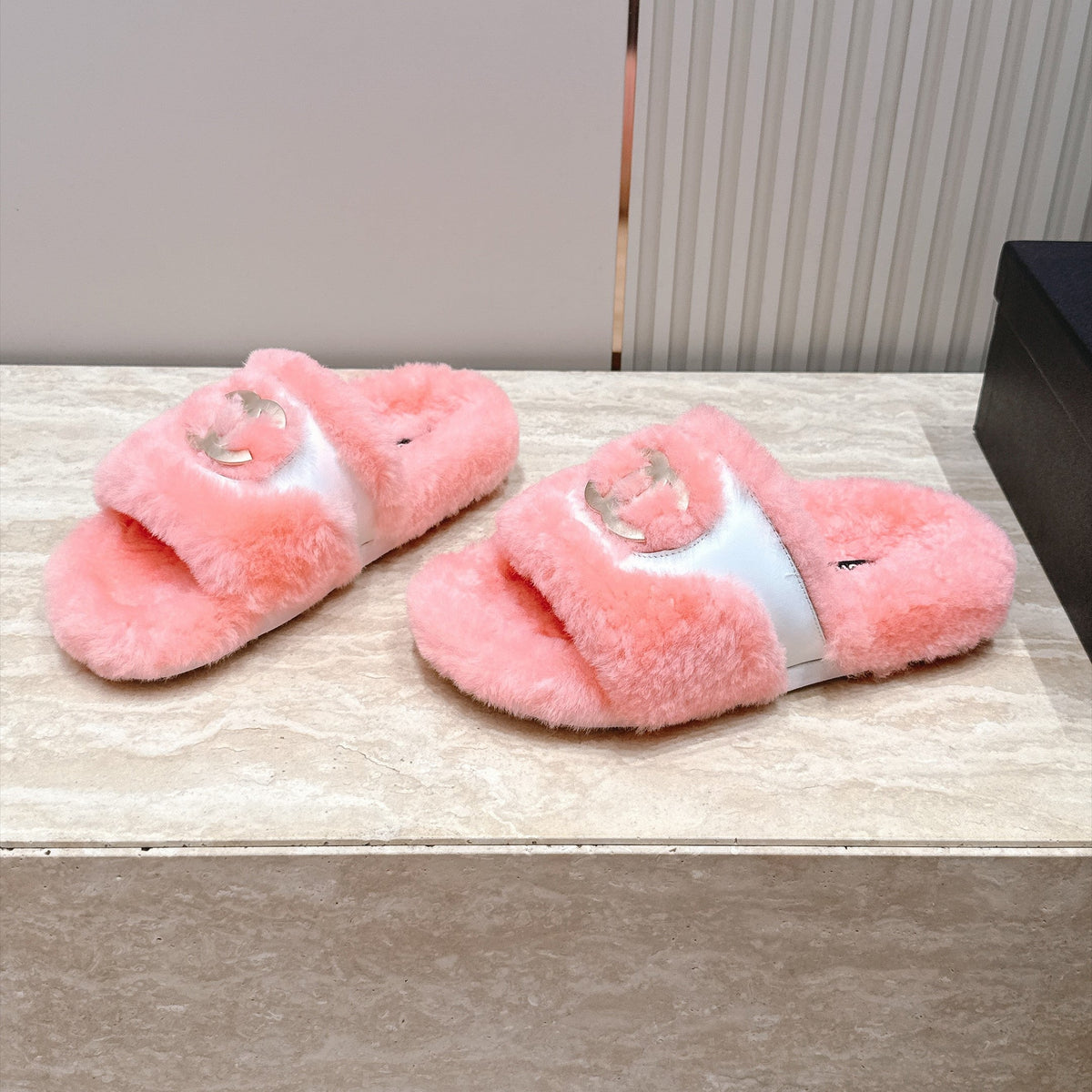 CC 26s Shearling Slides 2cm Pink Fur 121626