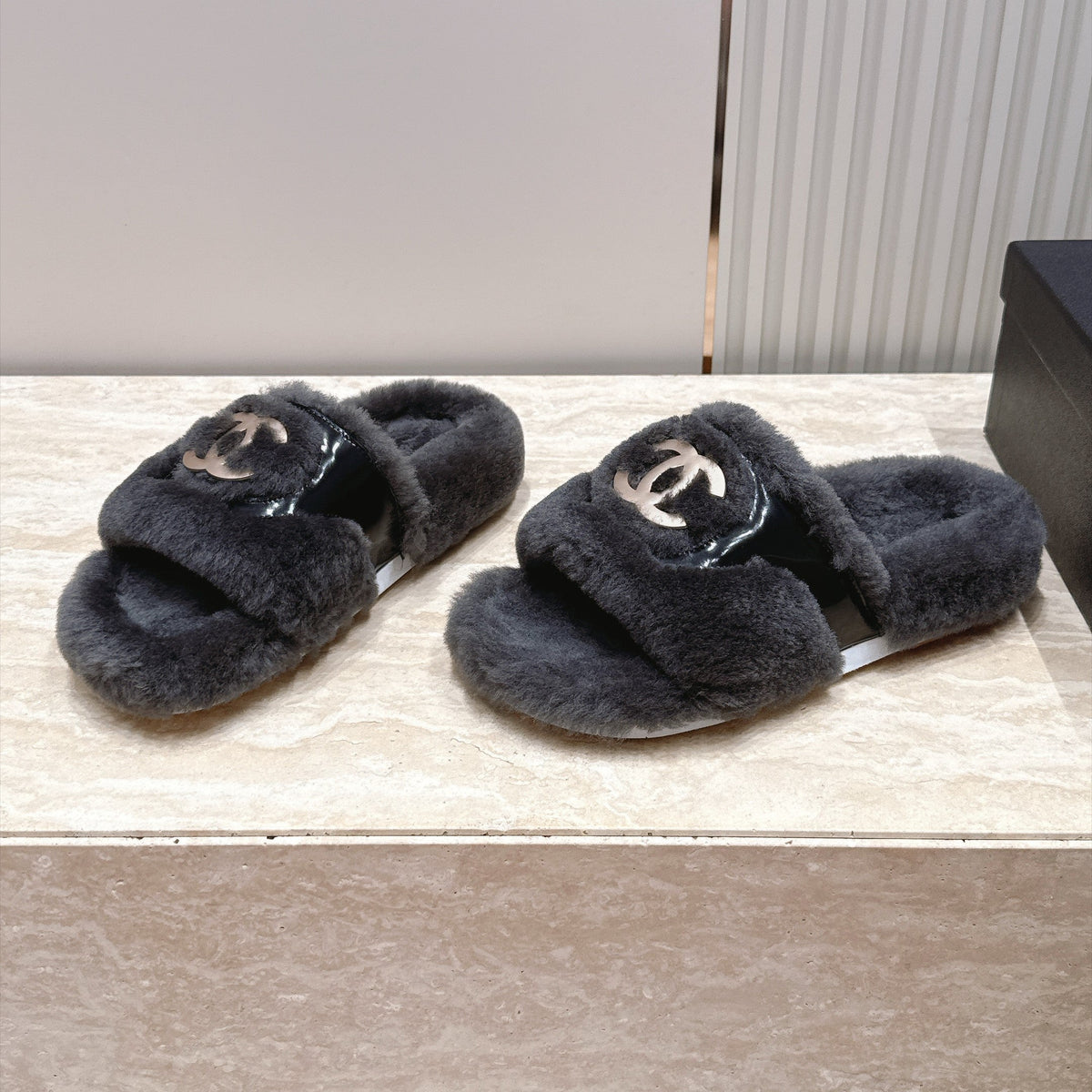 CC 26s Shearling Slides 2cm Dark Grey Fur 121629
