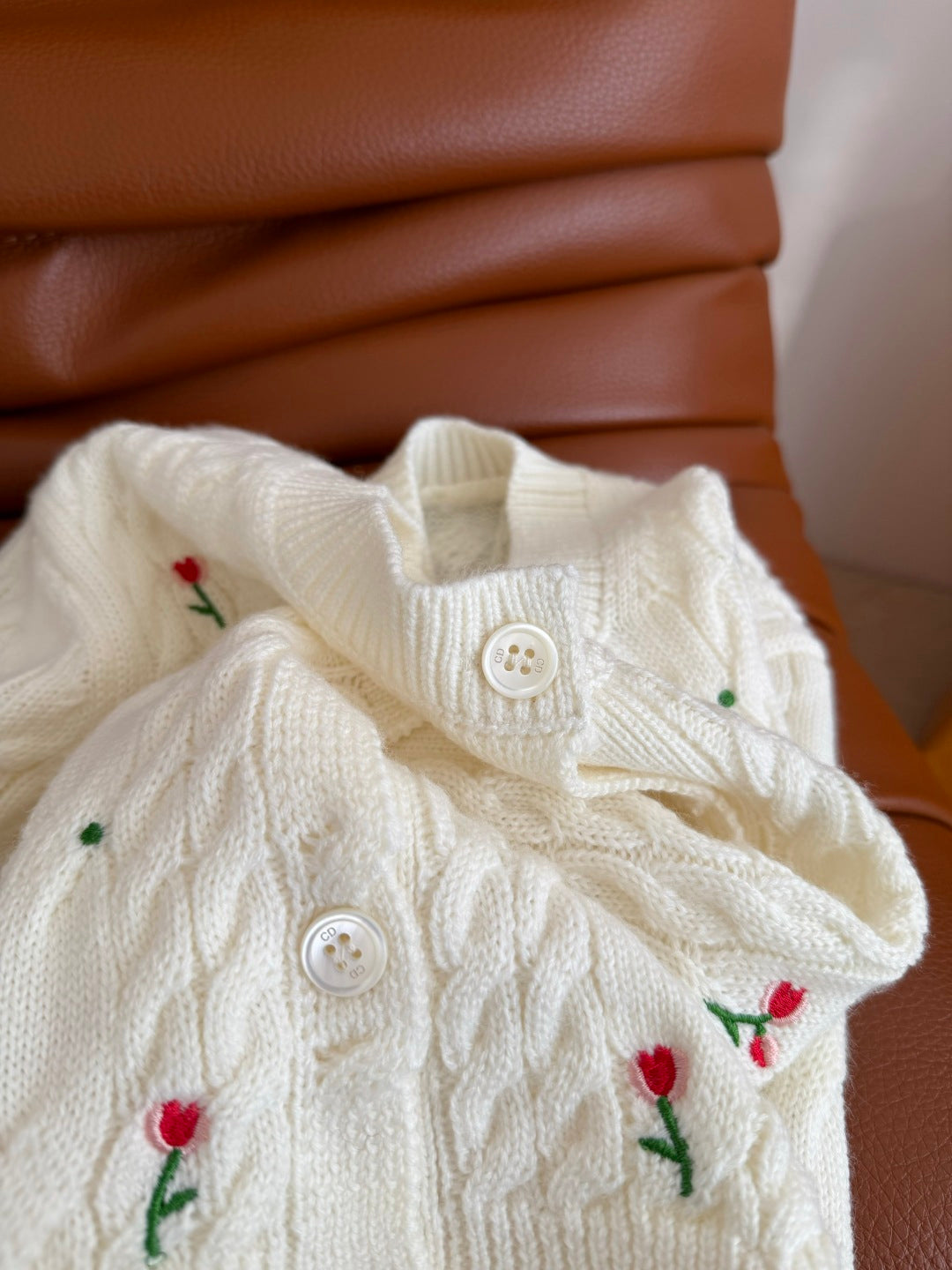 CD Embroidered Cardigan & Ecru Cable-Knit Multicolor Cashmere 341431