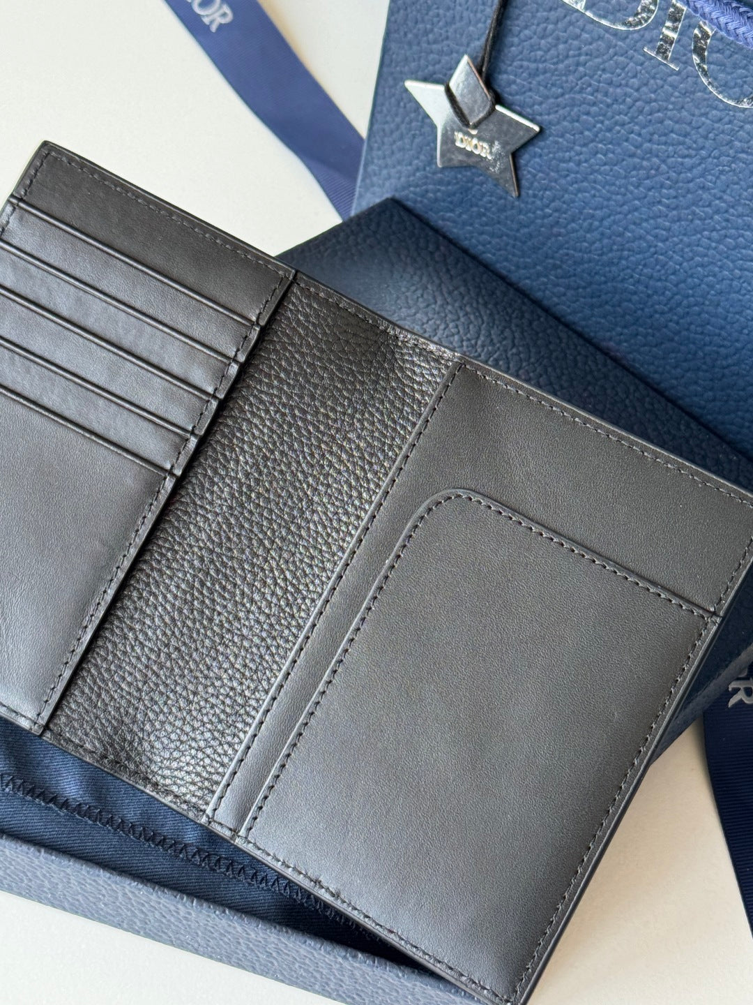 CD Saddle Passport Black Cowhide