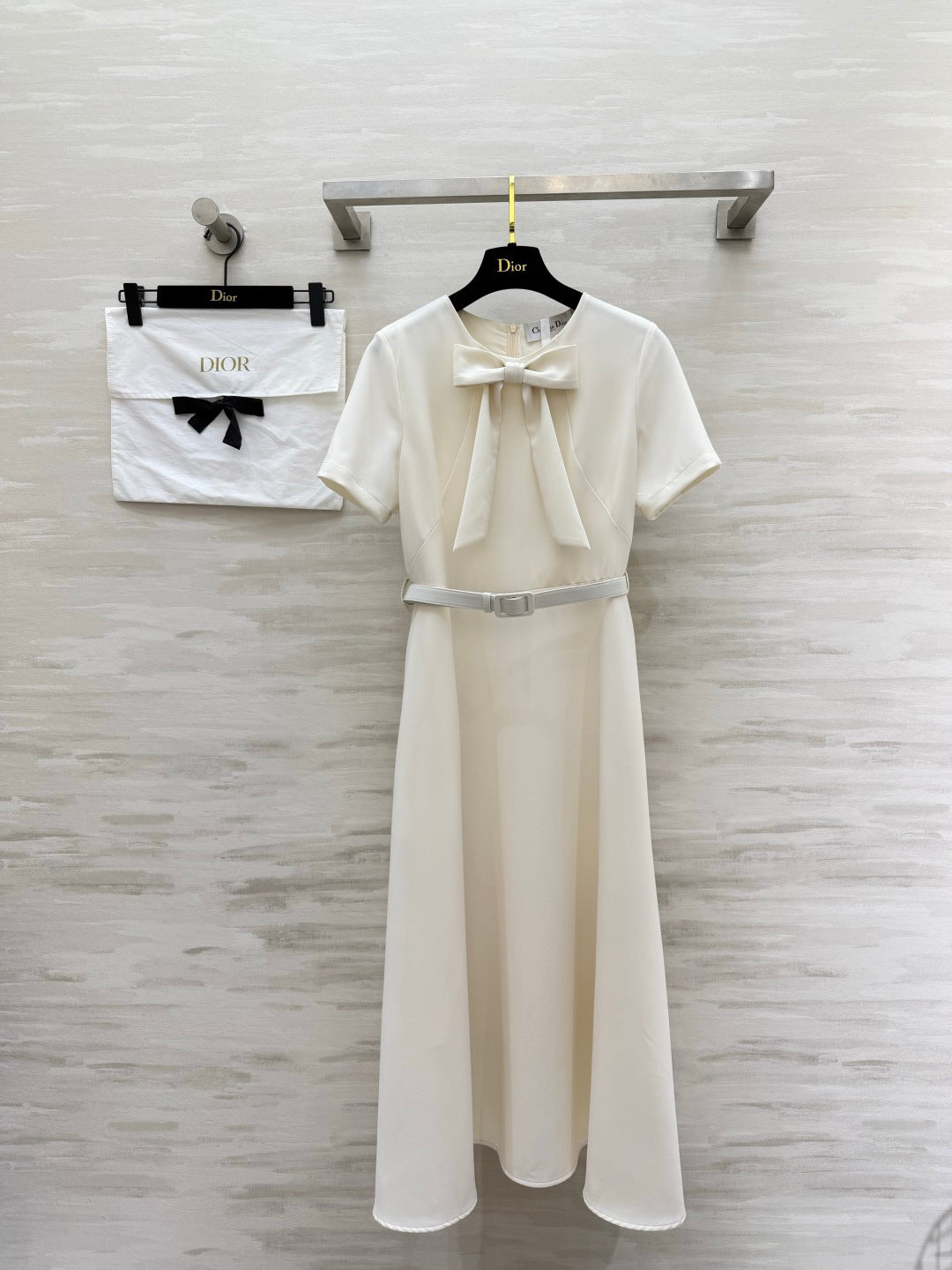 CD 26s Mid-Length Belted Dress White Wool Silk 394159