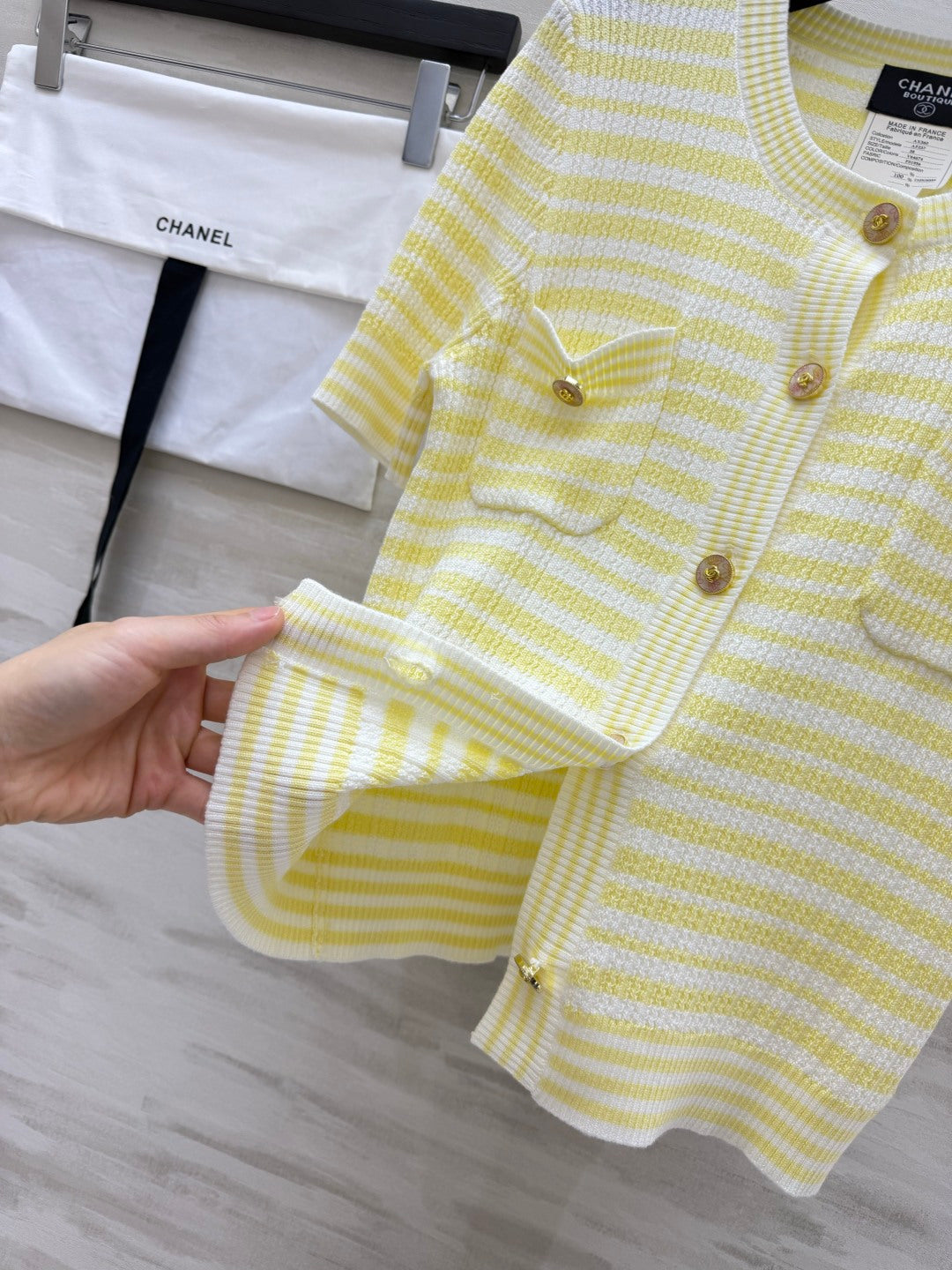 CC 26s Striped Short-Sleeved Top Creamy Yellow White Knit 397045