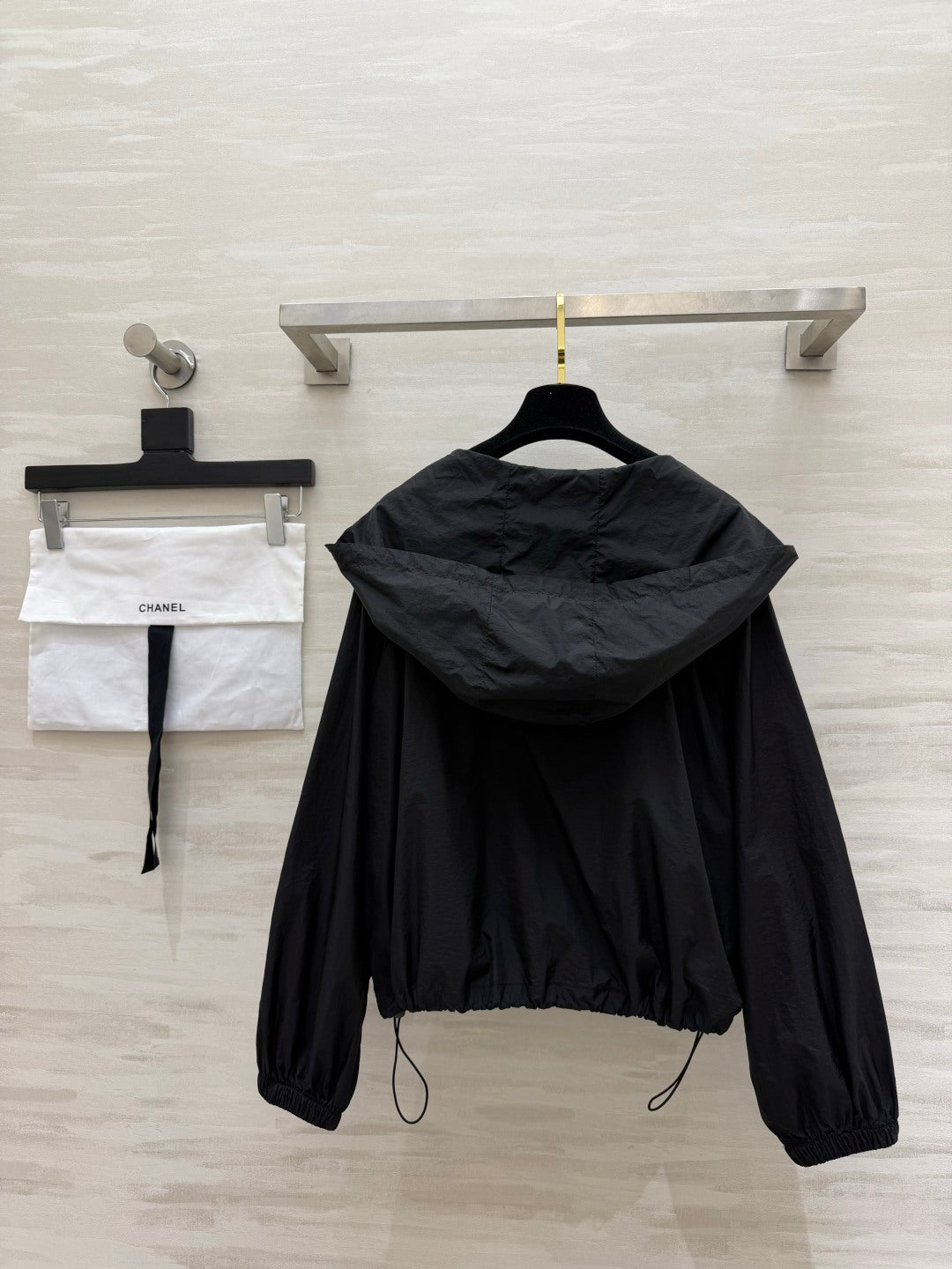 CC 26s Hooded Sunscreen Jacket Black Nylon 398848