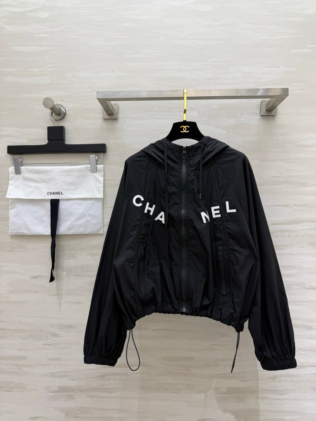 CC 26s Hooded Sunscreen Jacket Black Nylon 398848