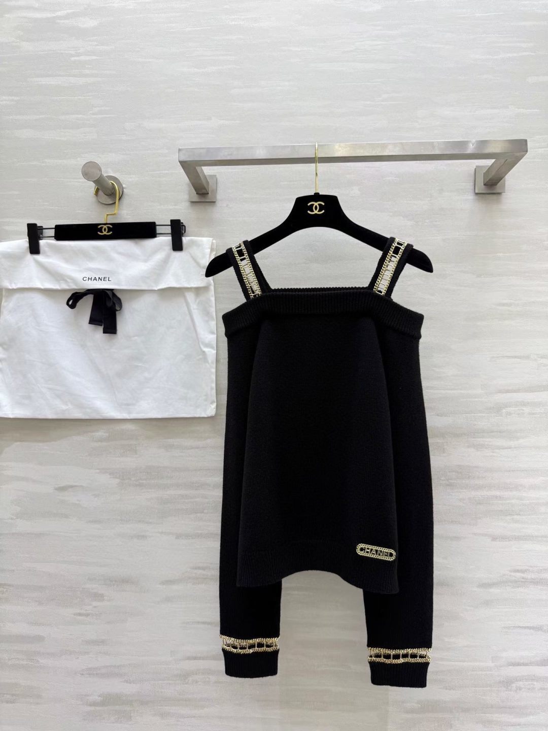 CC 26s Chain Strap Knit Top Black Knitwear 414120