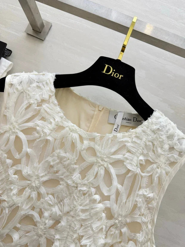 Dior 2026 Heavy-duty 3D Floral Sleeveless Maxi Dress Cream Lace Cotton 412117