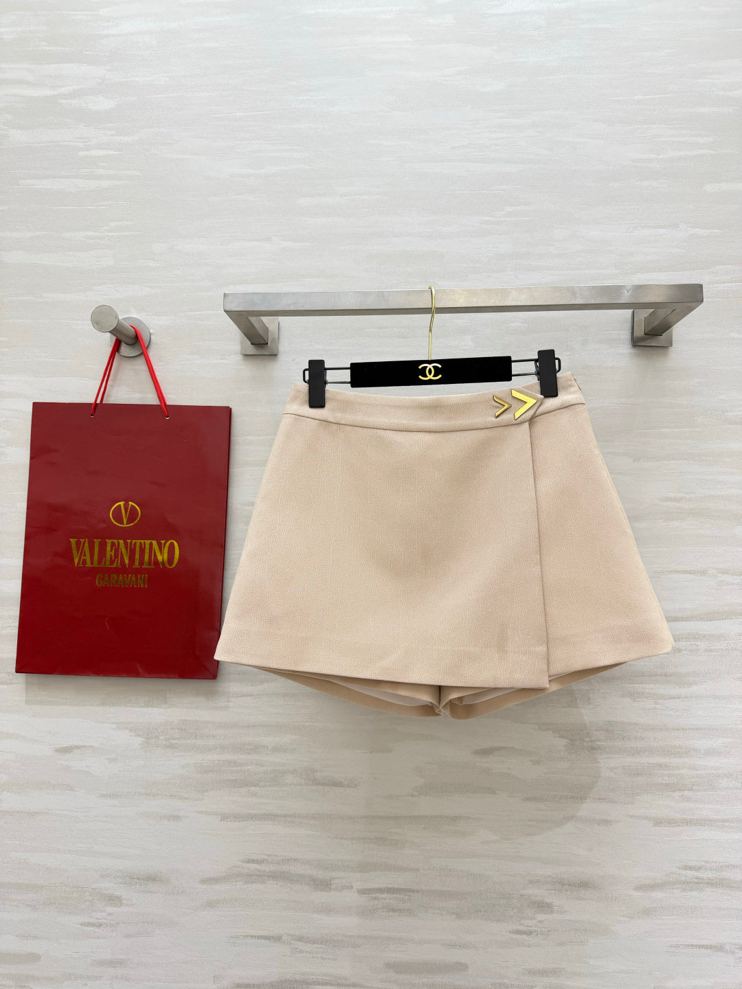 Valentino 26s Vlogo-Detail Wrap Mini Skirt Apricot Wool 416026