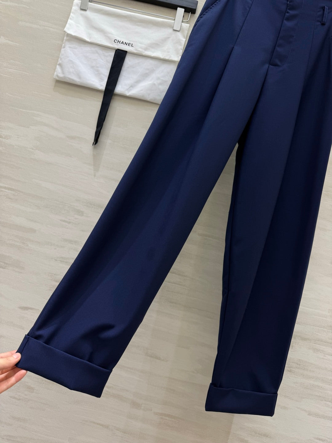 CC 26s High-Waisted Straight-Leg Trousers Cotton 422181