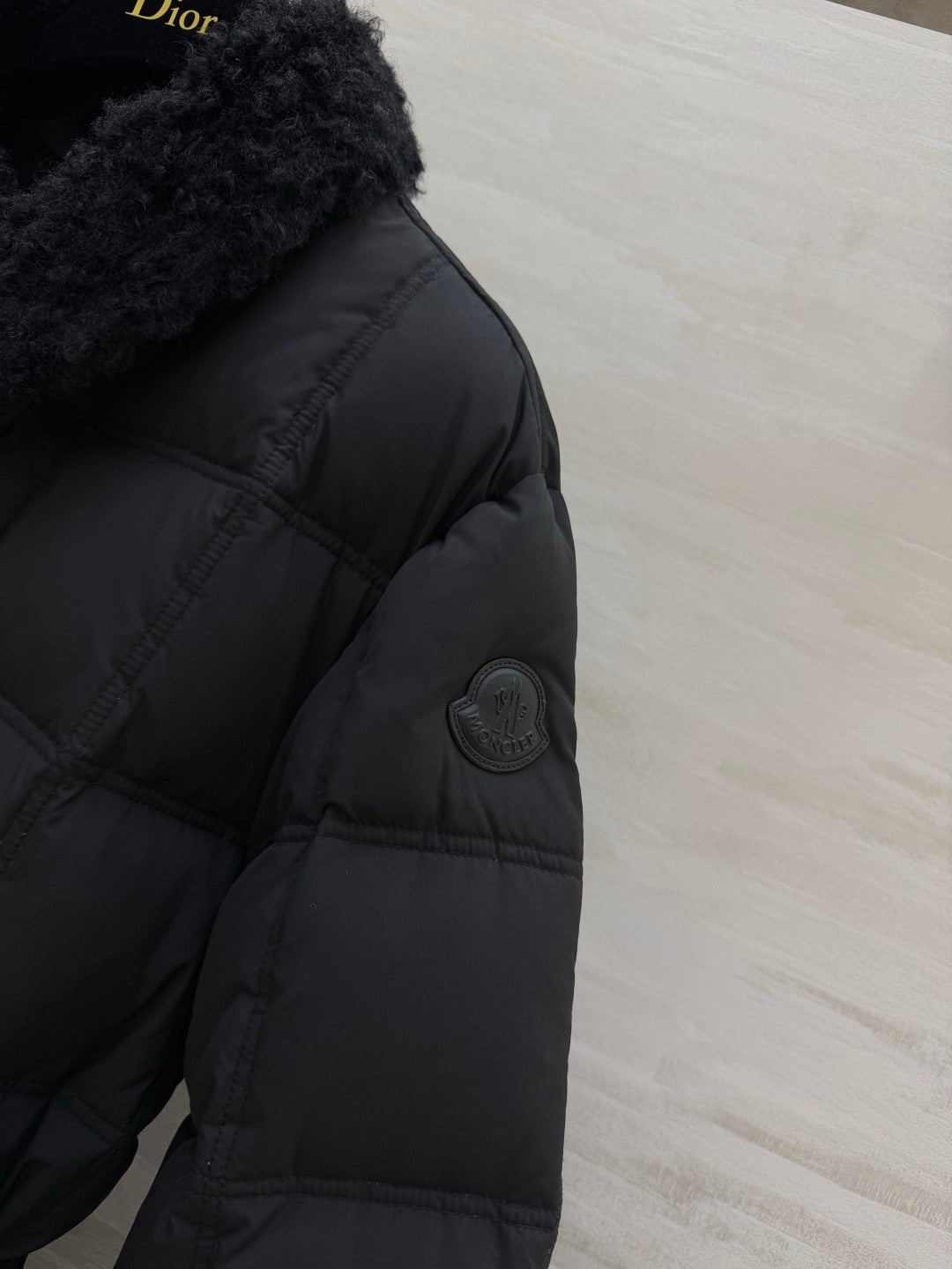 Moncler 26s Jacket Mid-Length Down Jacket Black Nylon Shearling 427377