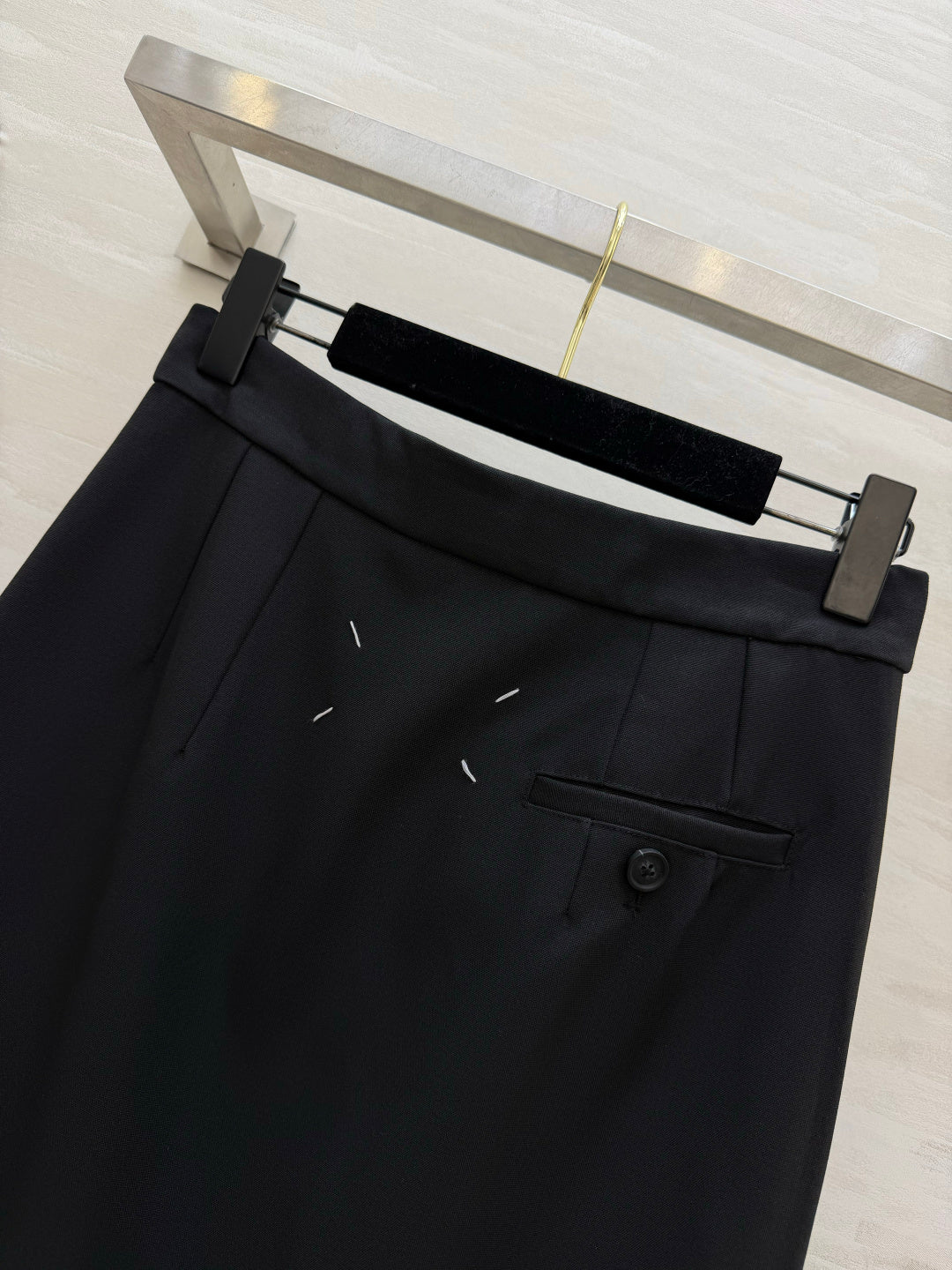 MM6 26S Black Flap Pocket Midi Skirt 428151