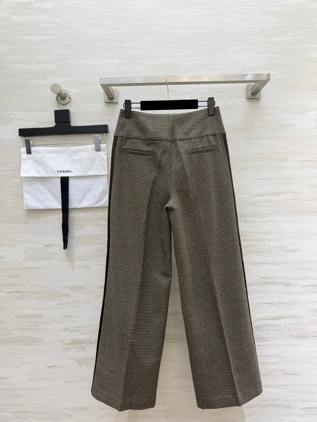 Chanel 26s Houndstooth Wide-Leg Trousers Taupe 438846