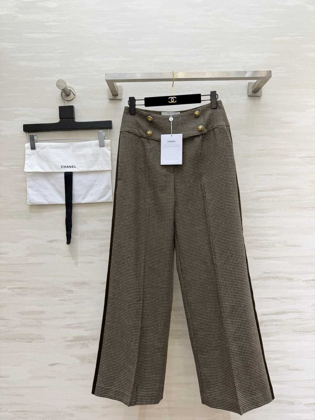 Chanel 26s Houndstooth Wide-Leg Trousers Taupe 438846