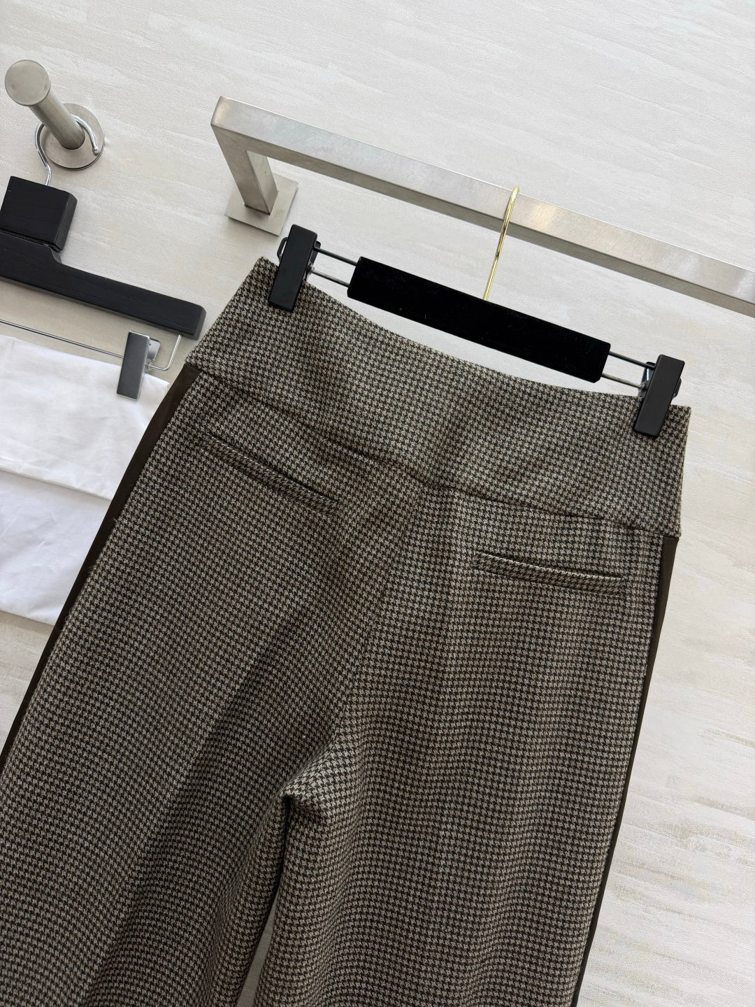 Chanel 26s Houndstooth Wide-Leg Trousers Taupe 438846