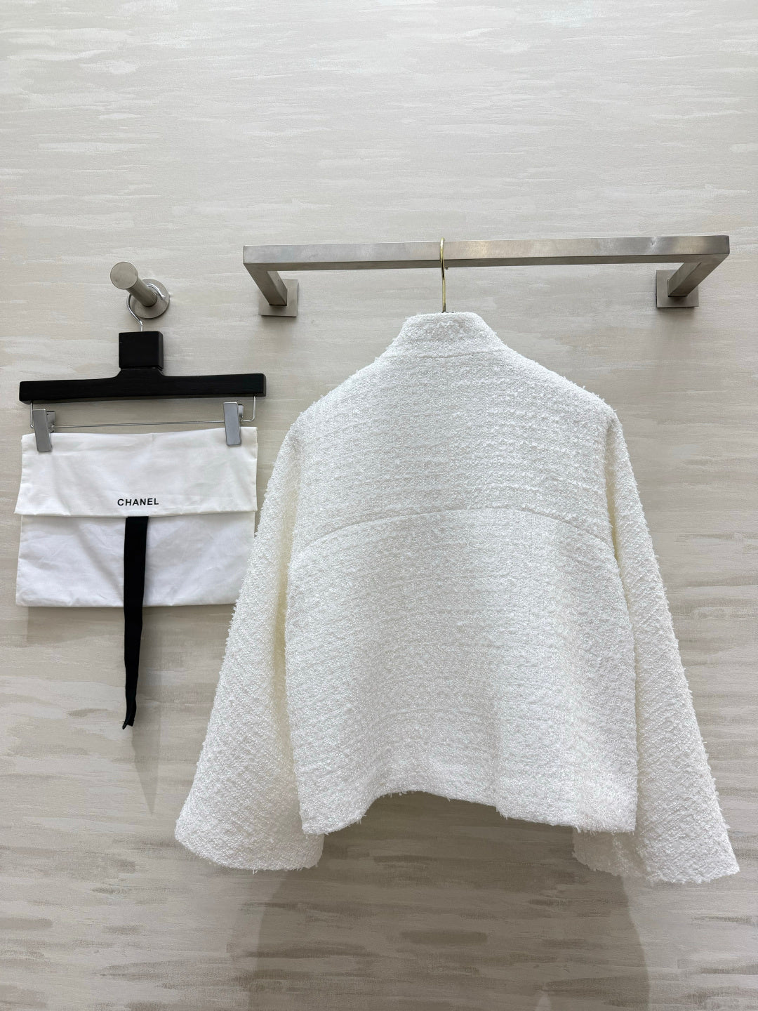 Chanel 26s White Tweed Jacket Style 435357