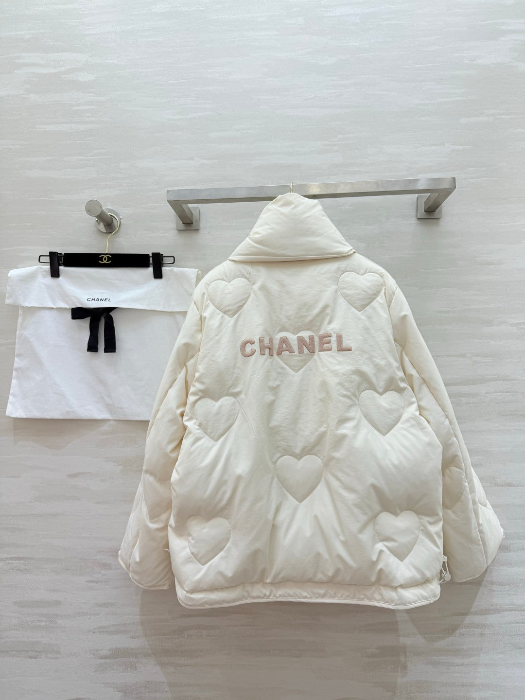 Chanel 26s White Heart-Quilted Puffer Jacket With Scarf Style 435327