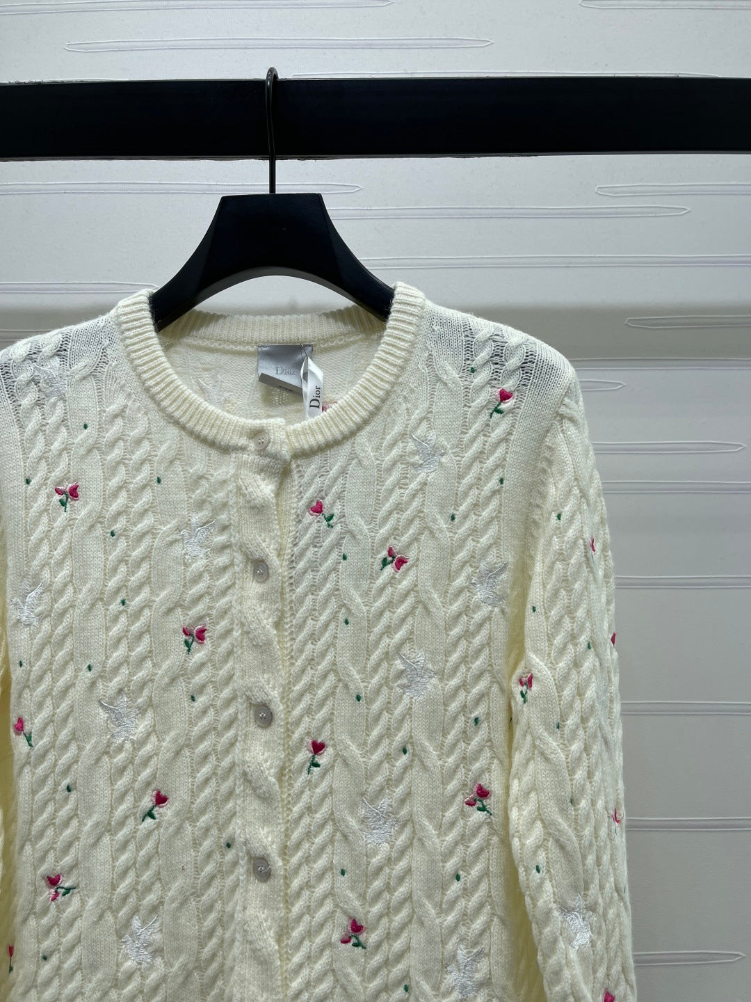 CD SS26 Crew Neck Embroidered Knit Cardigan Ivory Cashmere 351072