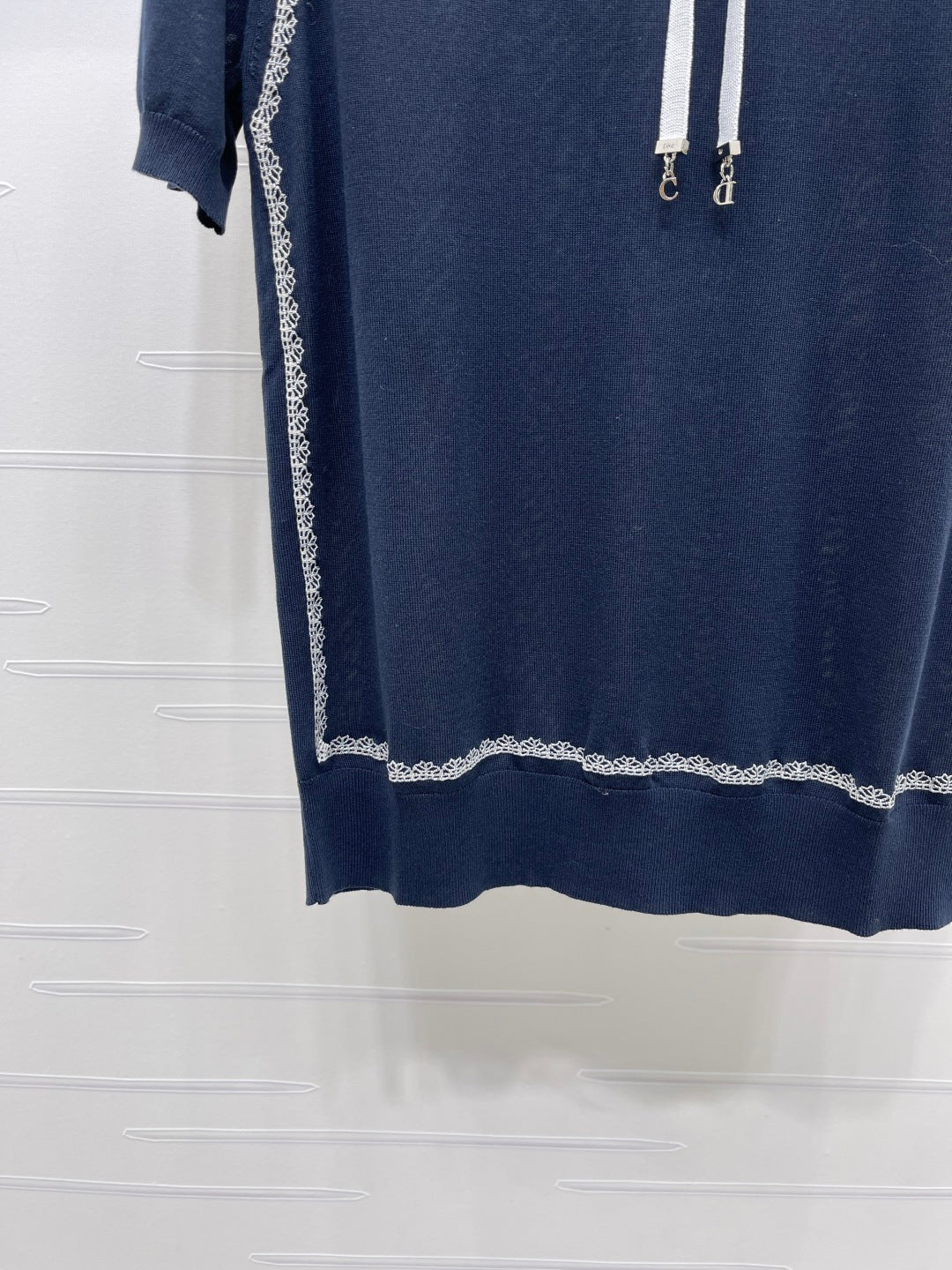 CD 26s Neck Short-Sleeved Knit Top Dark Blue Mulberry Silk 373139