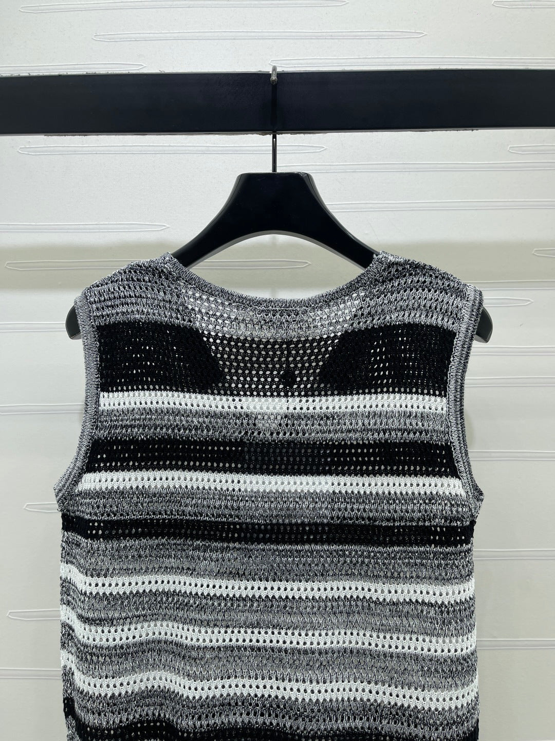 CC 26s V-Neck Knitted Vest Black Grey Cotton 382094
