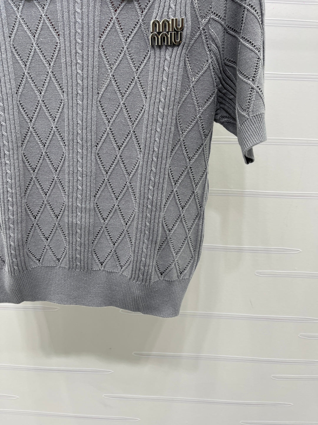 Miu 26s Short-Sleeved Shirt Grey Cotton 397462