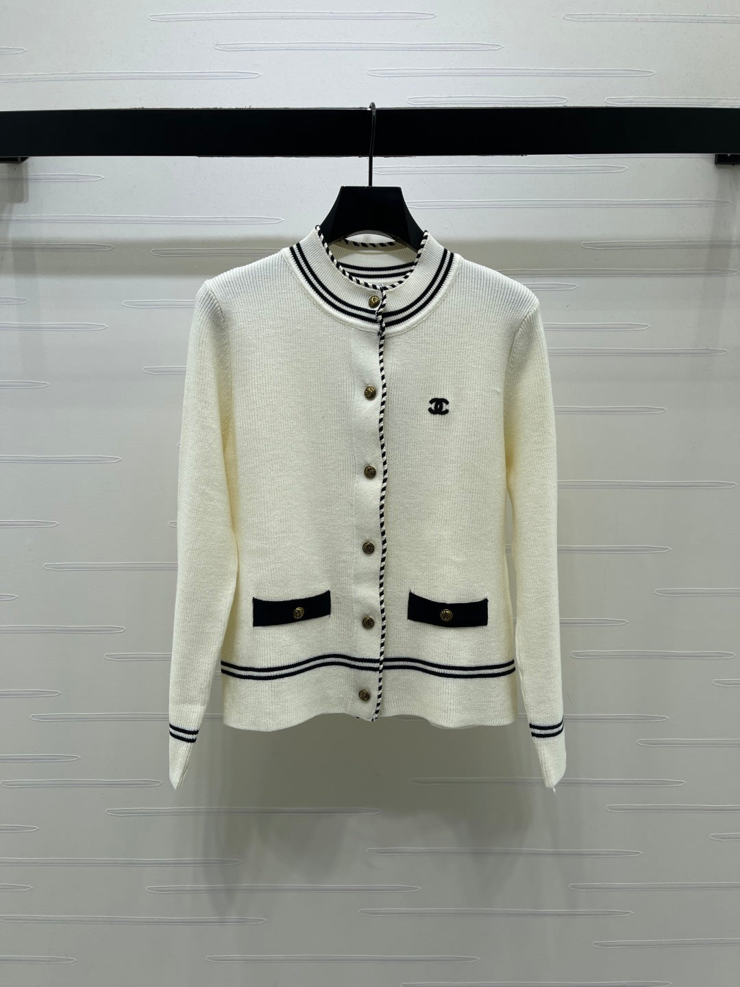 CC 26s Small Stand Collar Knit Long Sleeve Cardigan Cream Wool 423887