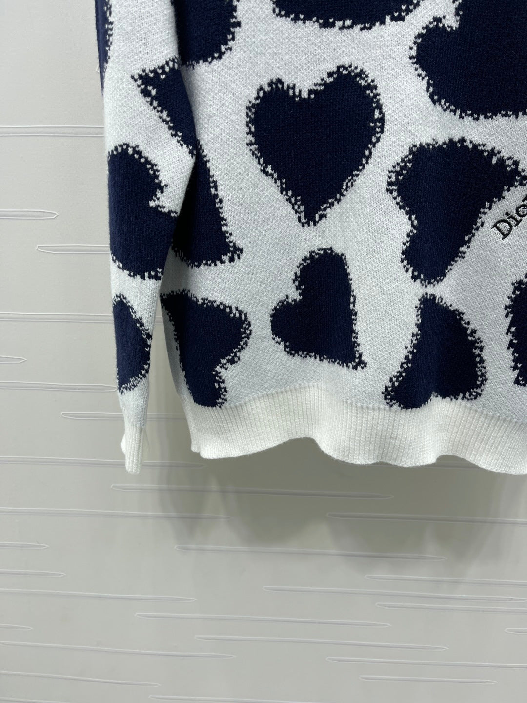 CD 26s Heart Jacquard Knit Sweater Black White Wool 423833