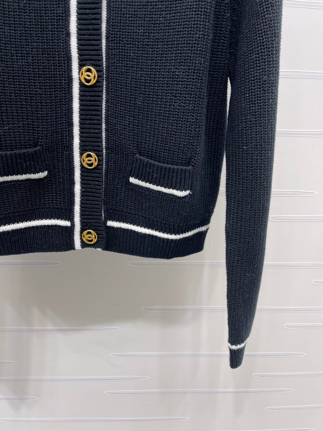 Chanel 26s Contrast Trim Knit Cardigan 439876