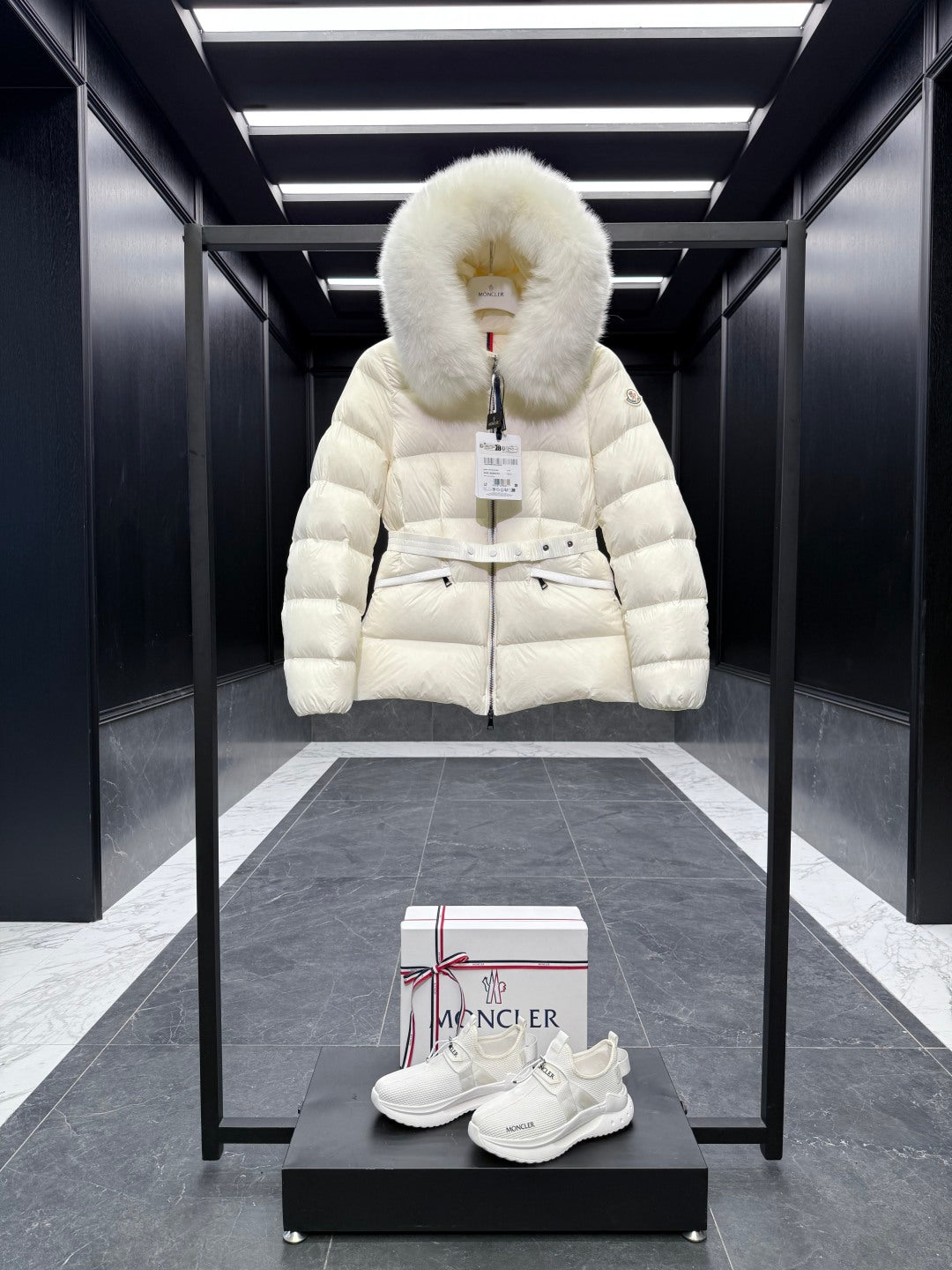 MC 25 Down Jacket White Polyester 0010