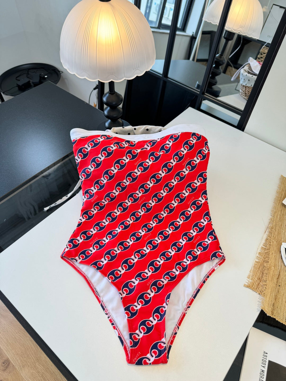 Gucci 26s One-Piece White Red Cotton 184229