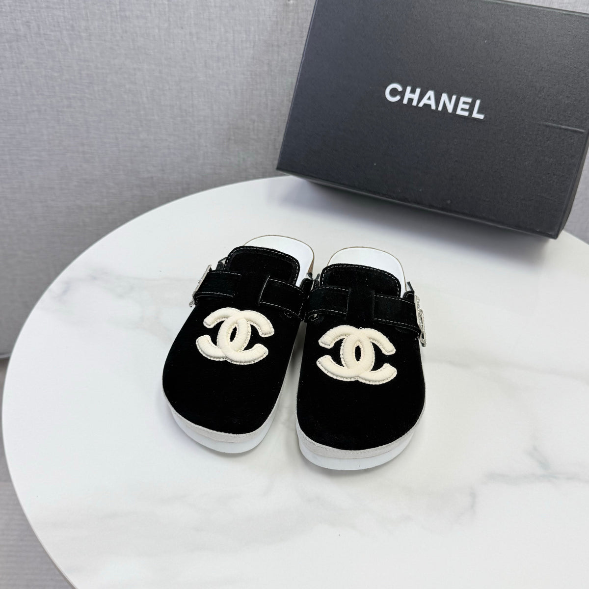 CC 26s CC Buckle Suede Mules Black 167659