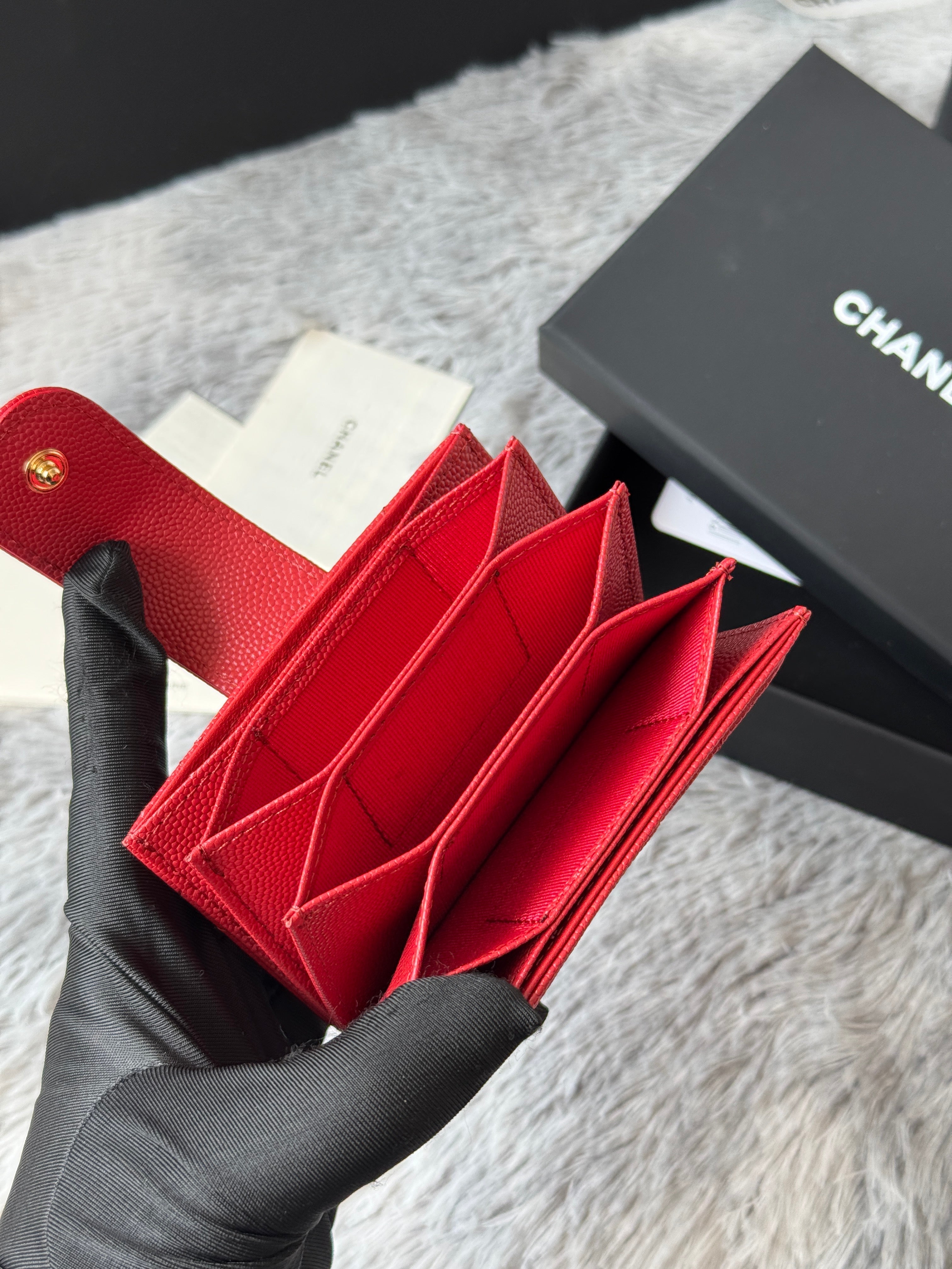 CC Accordion Card Holder Red Gold-tone Metal Caviar 242669
